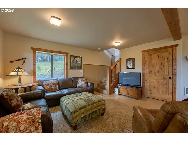 Family Room-Lower