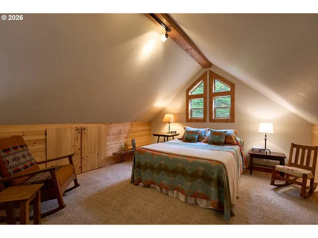 Bedroom-Upper