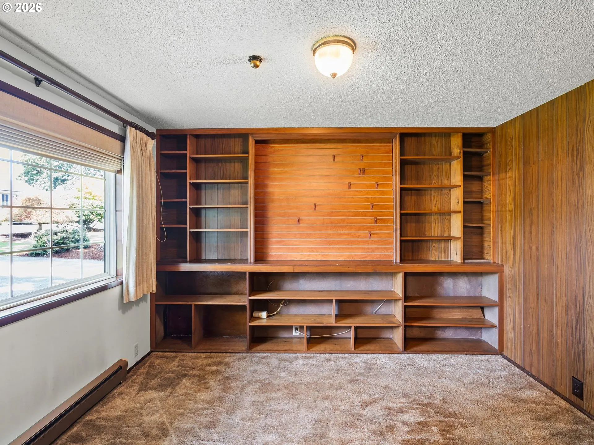 Den/Office-Main