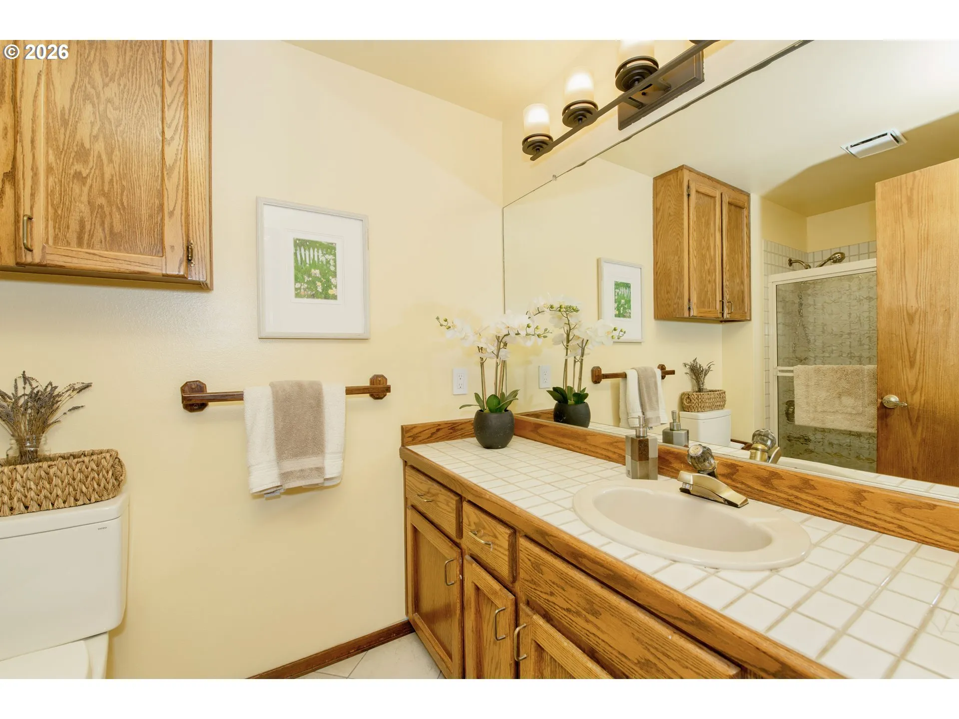 Bathroom-Upper