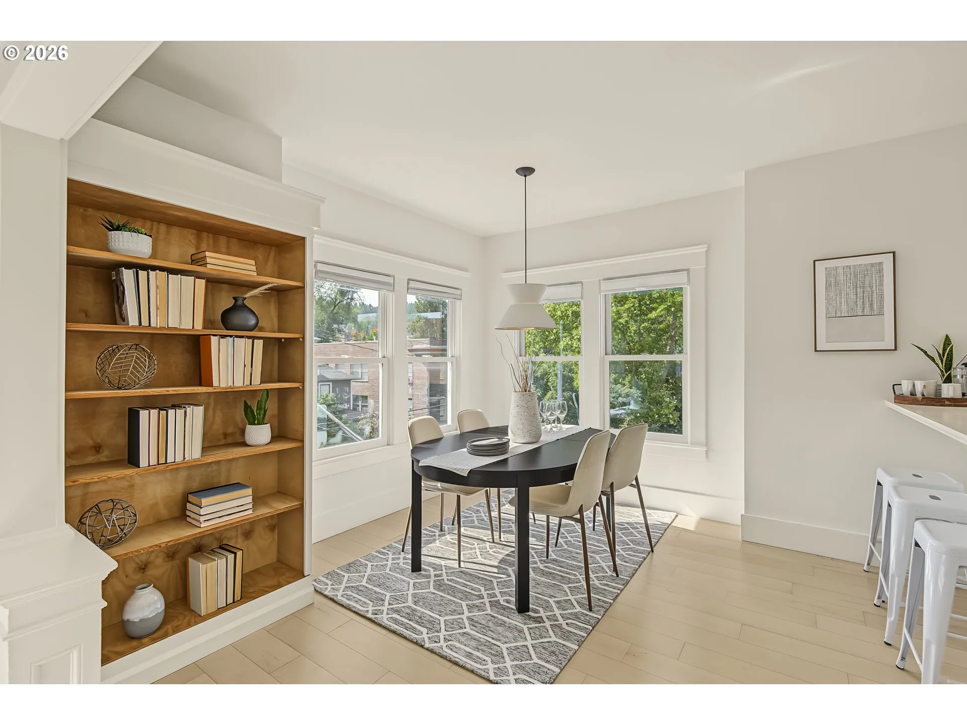 Dining Room-Built-In Cabinets