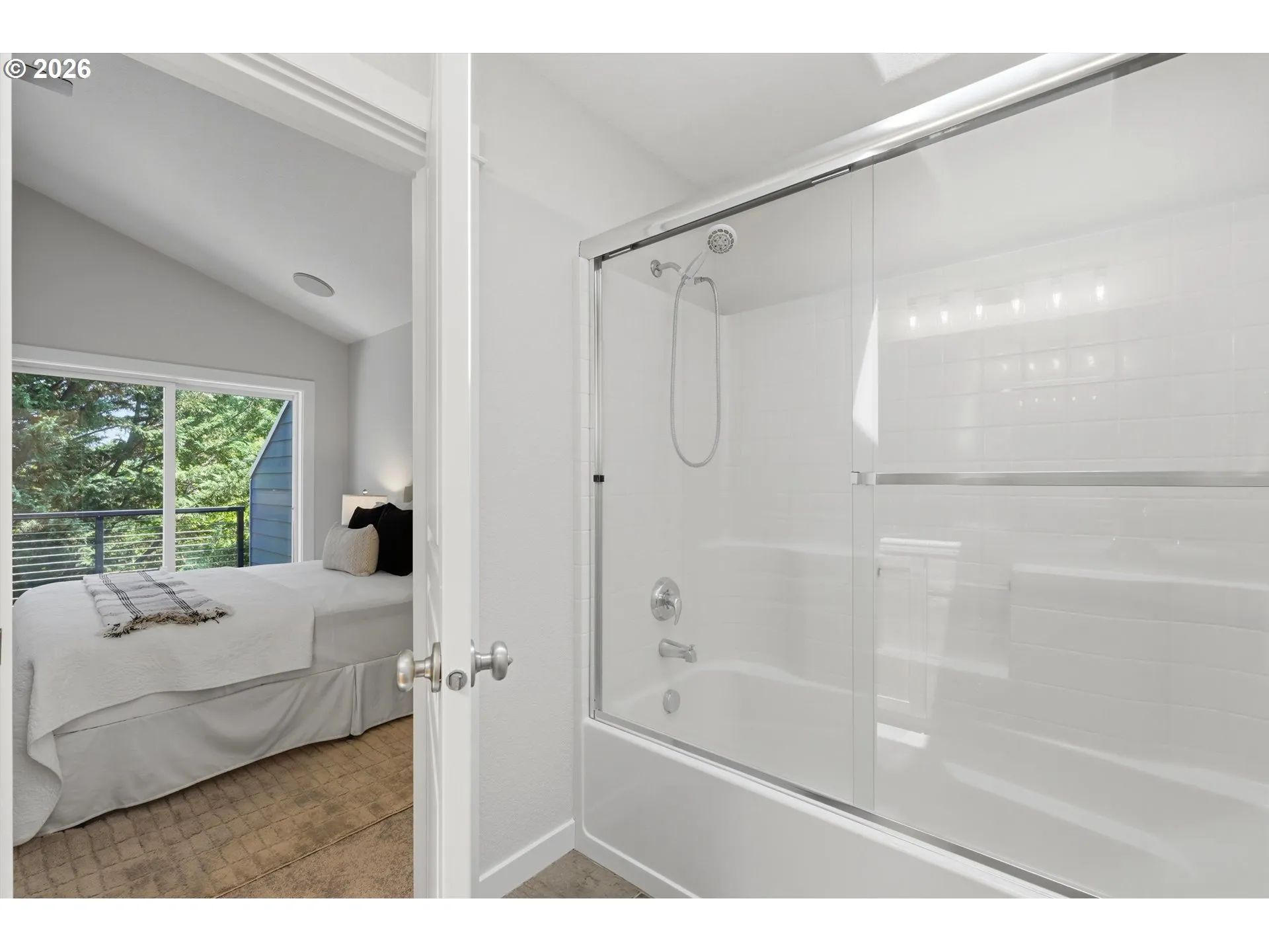 Bathroom, Attached