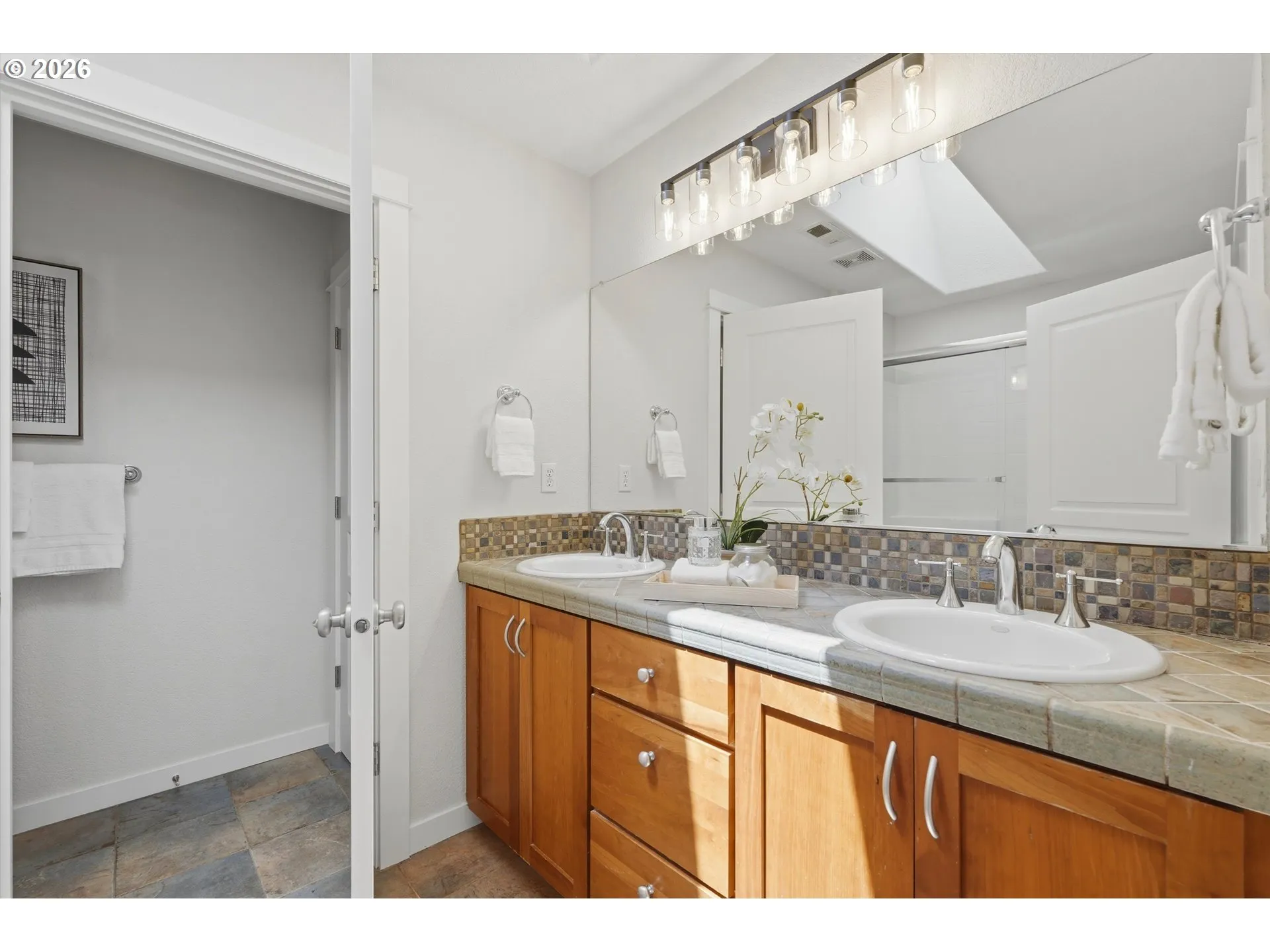 Bathroom, Attached
