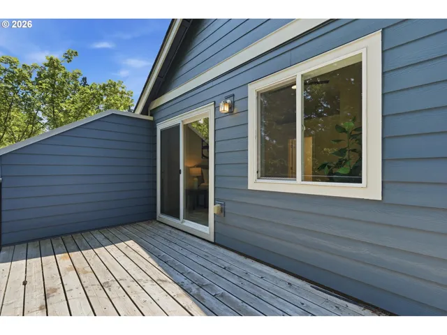 Deck-Upper