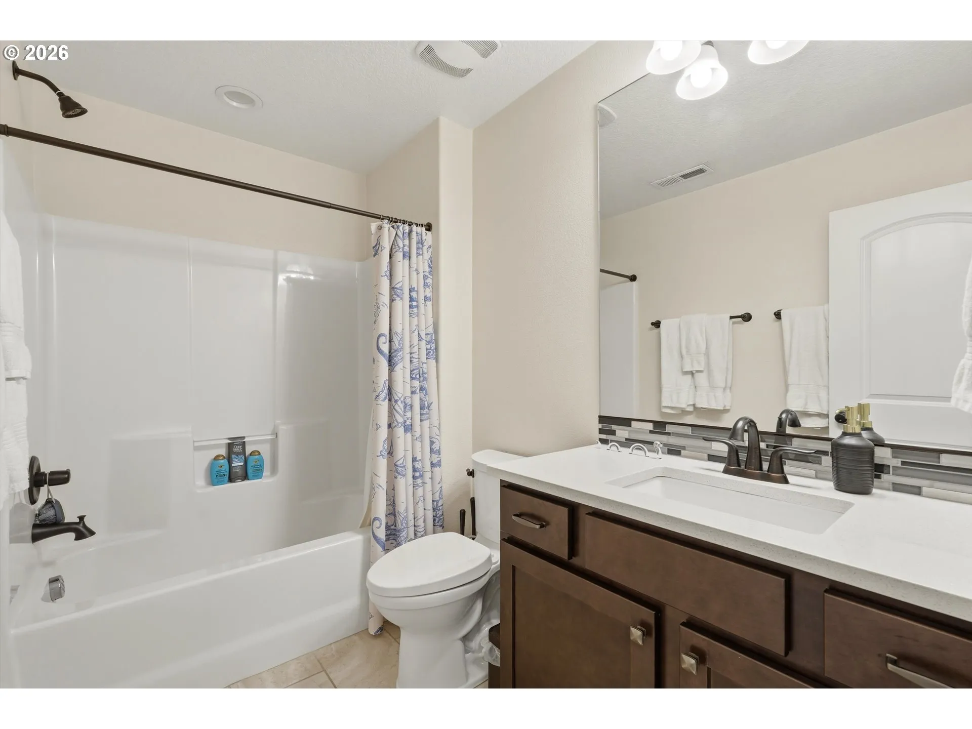 Bathroom-Upper