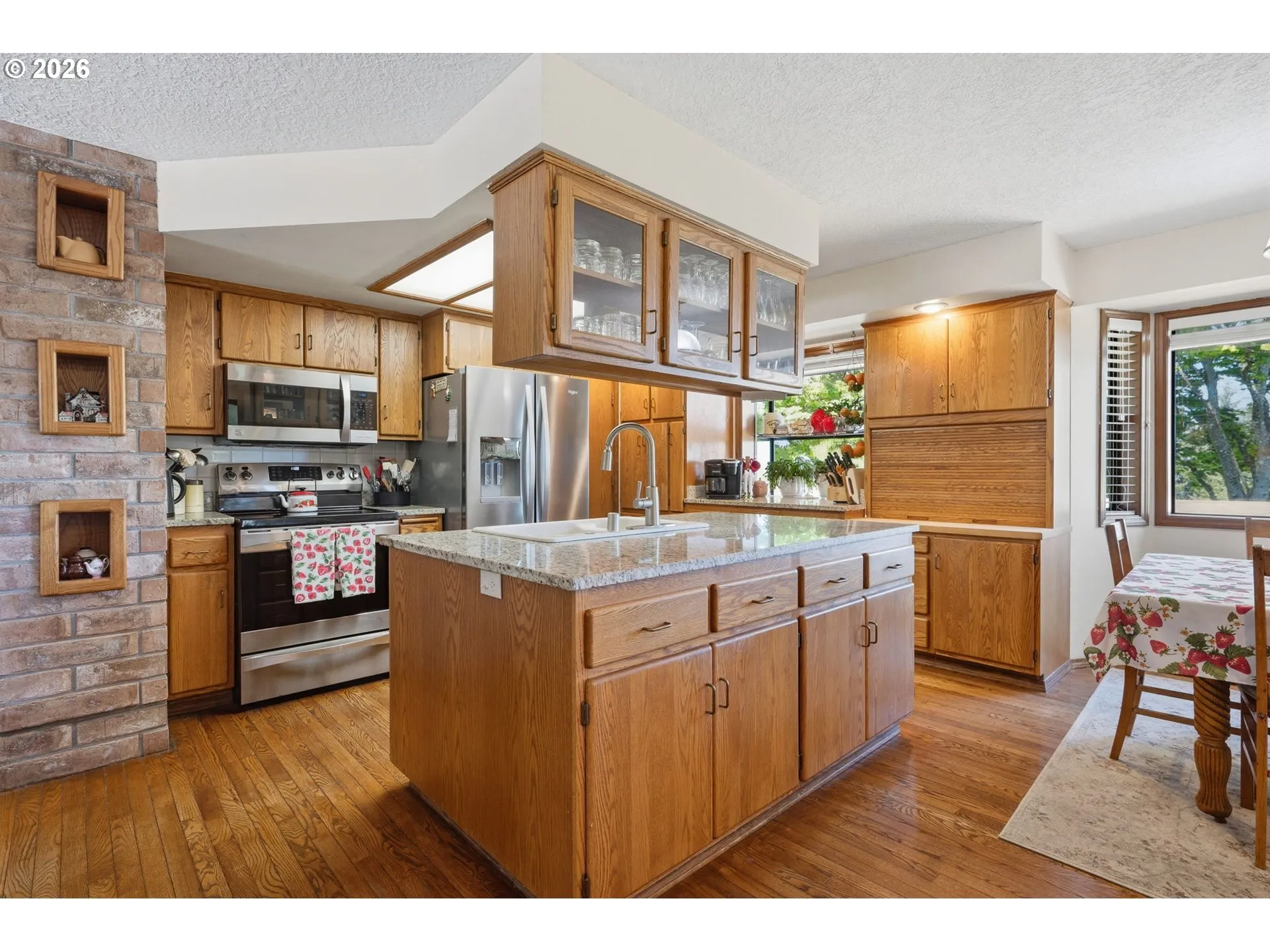 Kitchen-Island