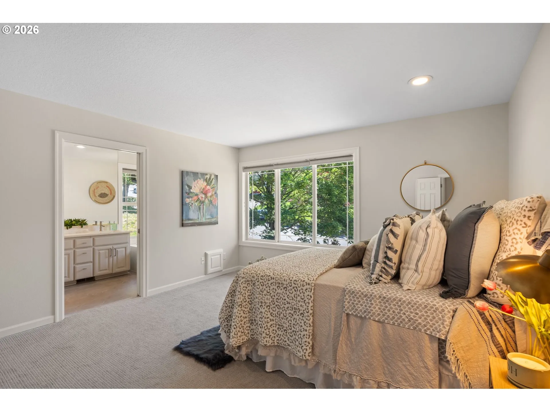 Bedroom, Owner's Suite-Main