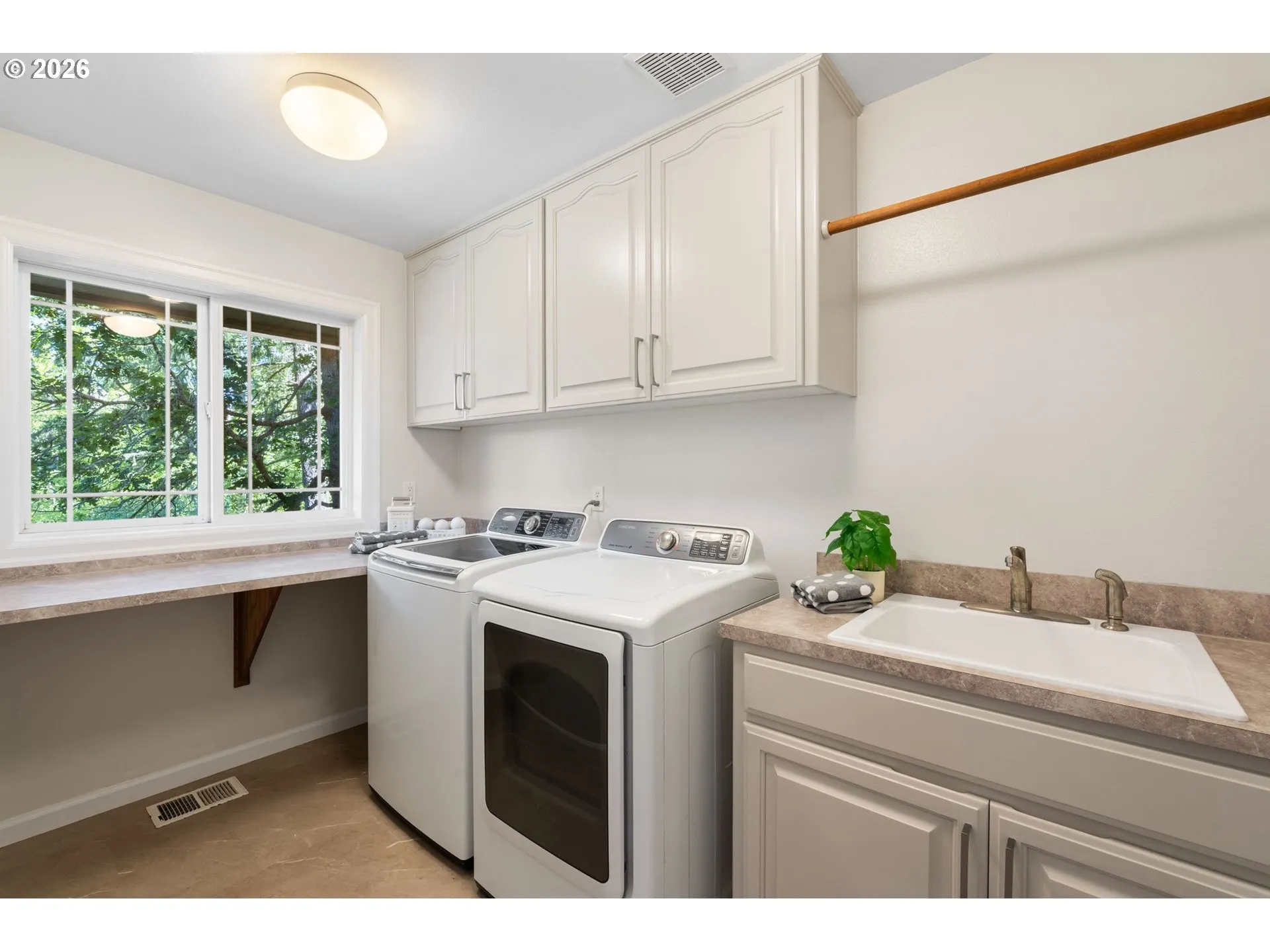 Laundry-Main