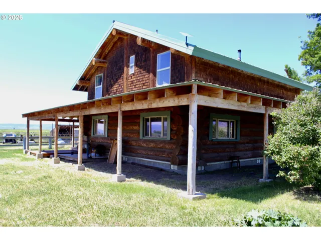 Exterior-NW Facing