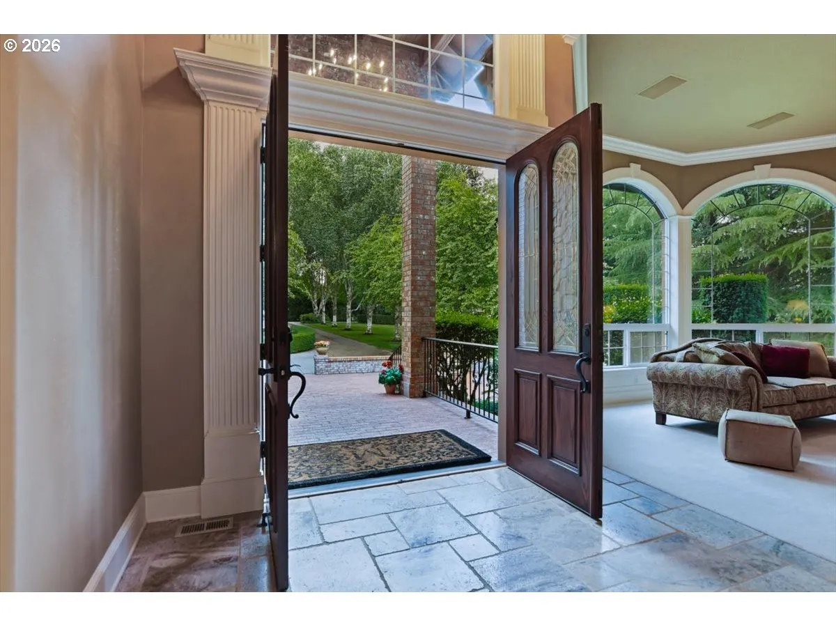 Entrance/Foyer