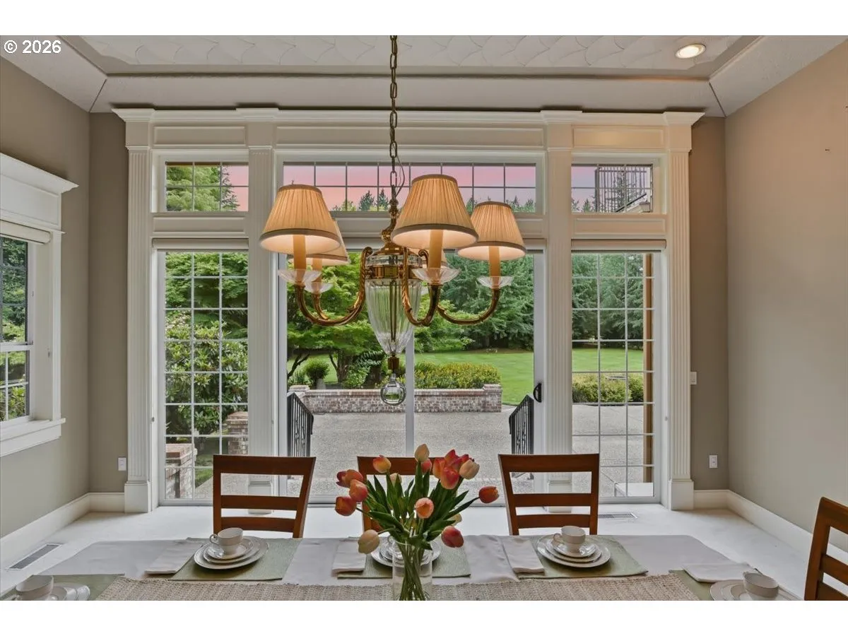 Dining Room-Formal
