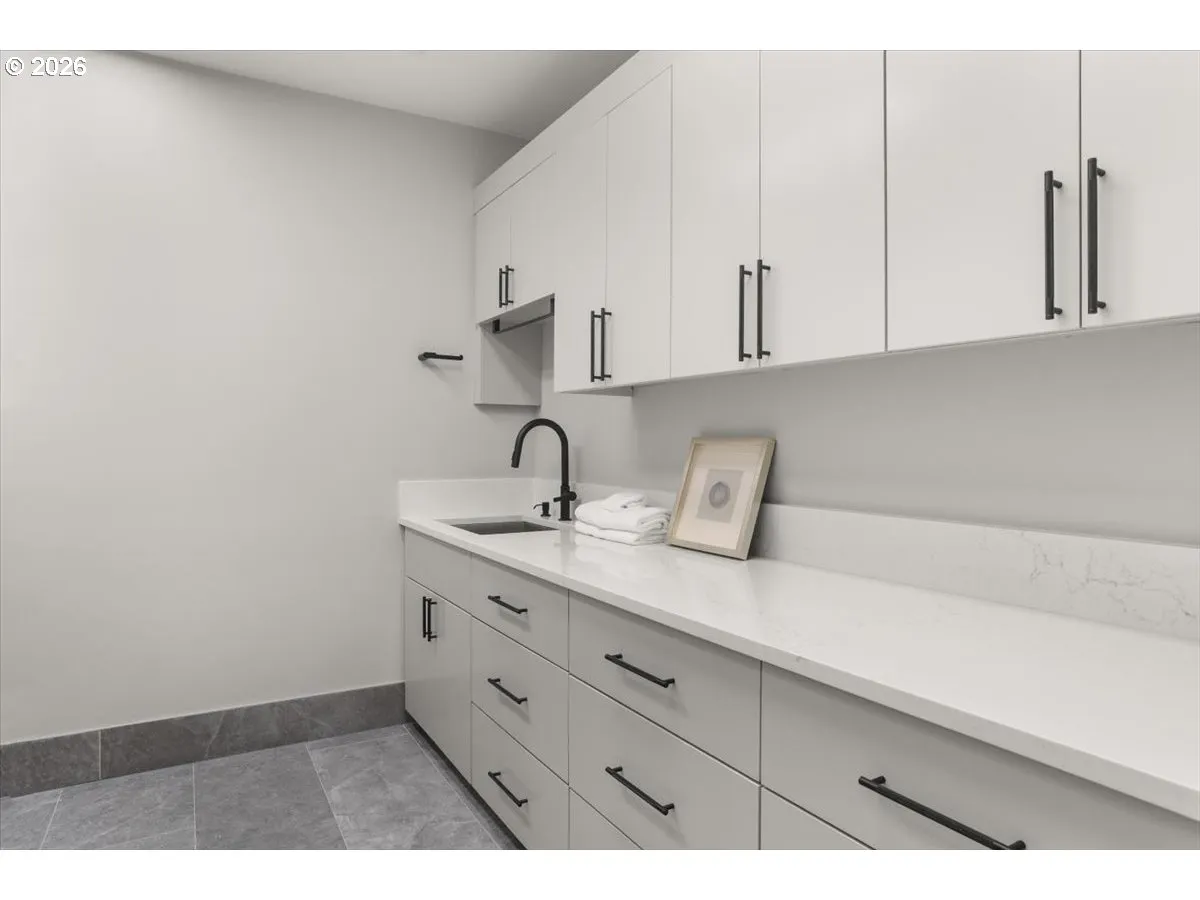 Laundry-Main