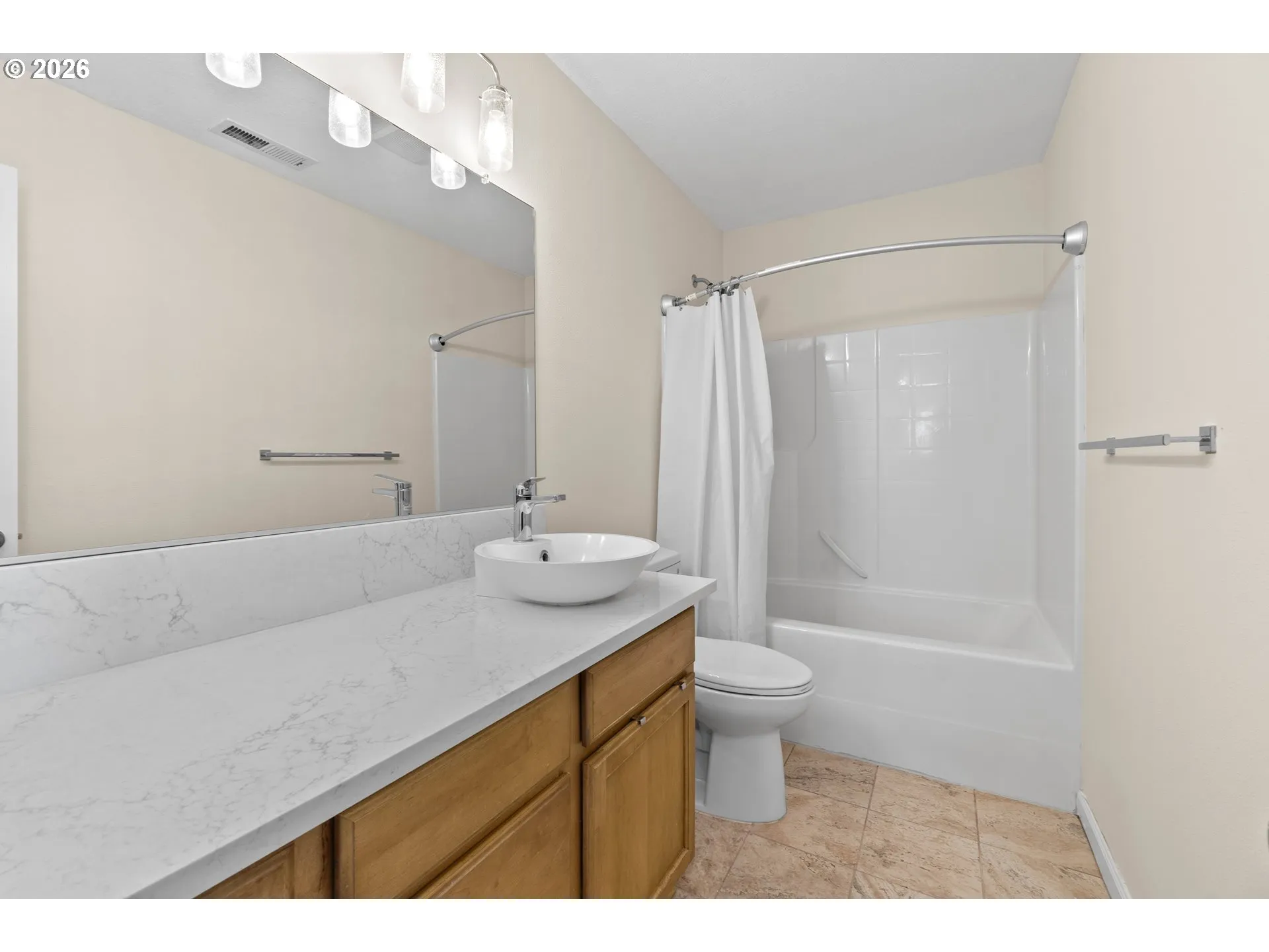 Bathroom-Upper