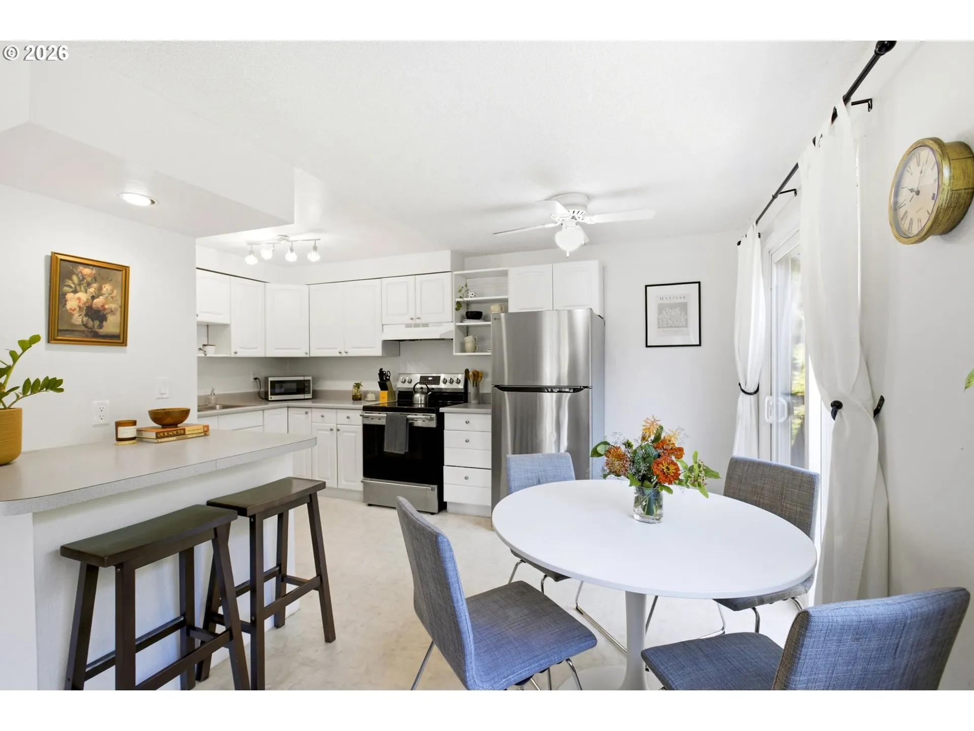 Dining Area-Ceiling Fan