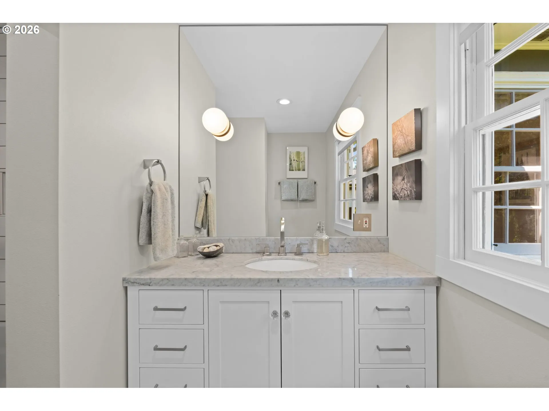 Bathroom-Hall