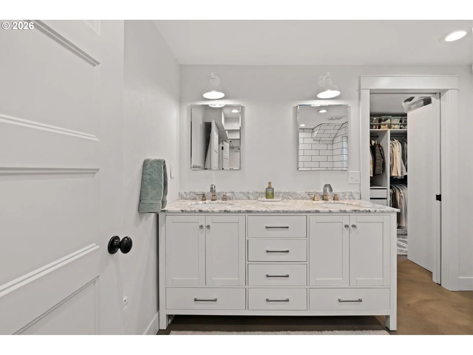 Owner's Suite Bathroom-Full Bathroom