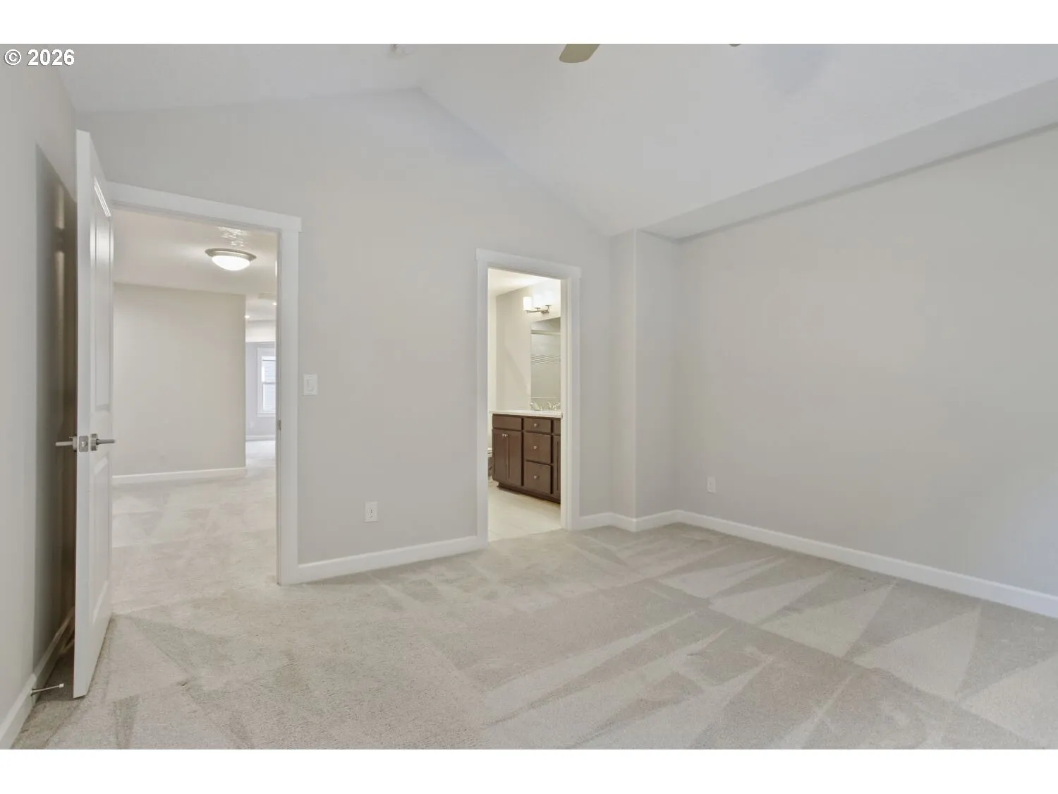 Bedroom, Primary-Vaulted Ceilings