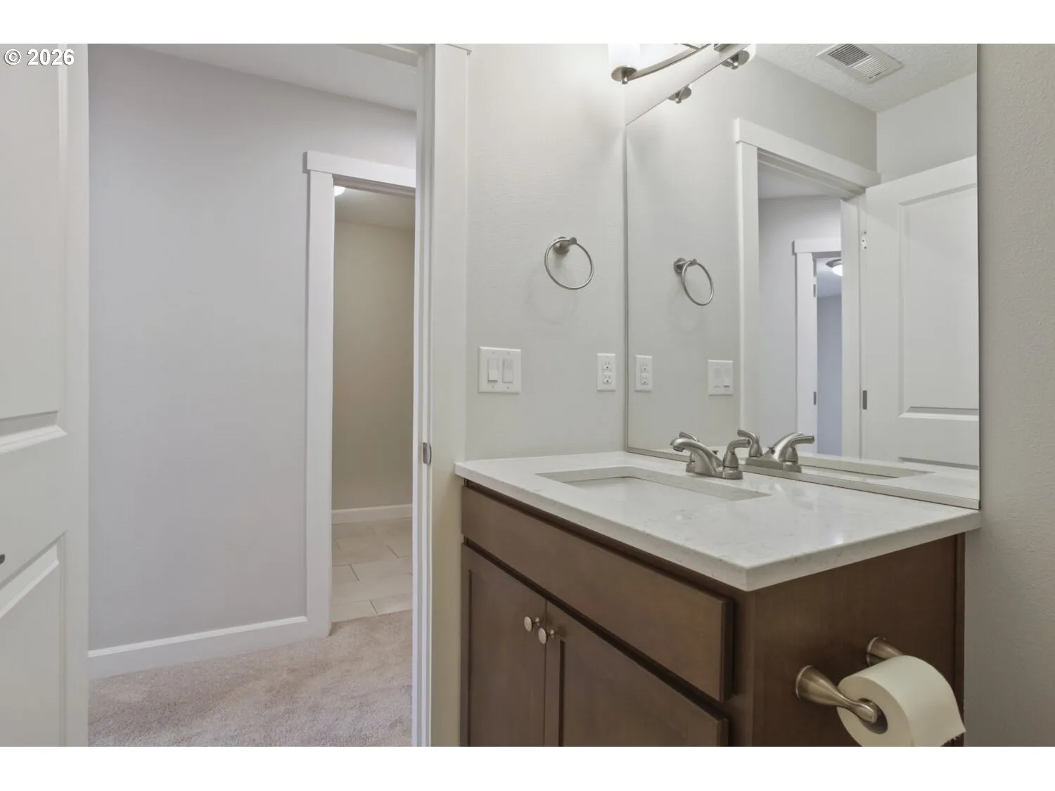 Bathroom-Upper