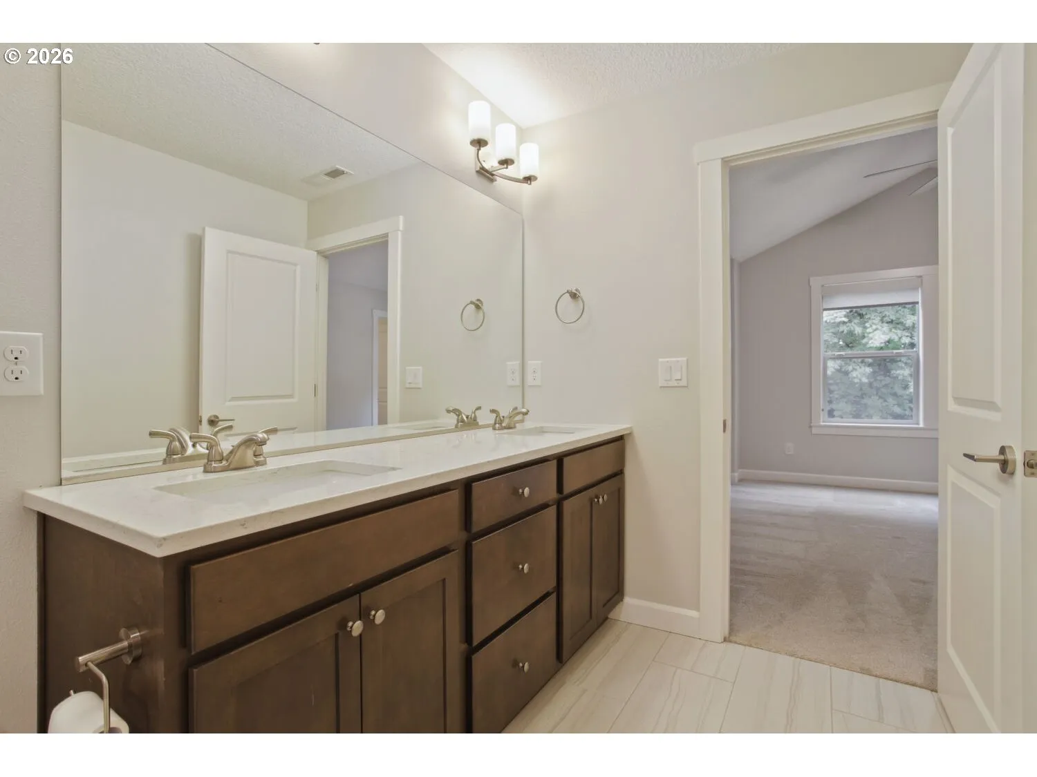 Bathroom, Attached-Double Sinks