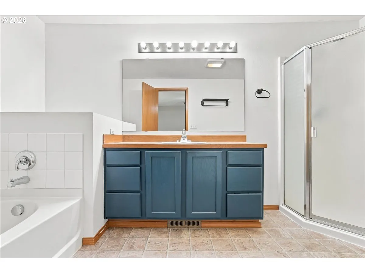 En Suite Bathroom