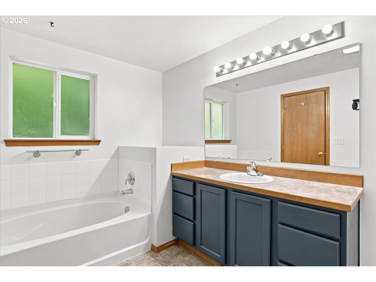 En Suite Bathroom