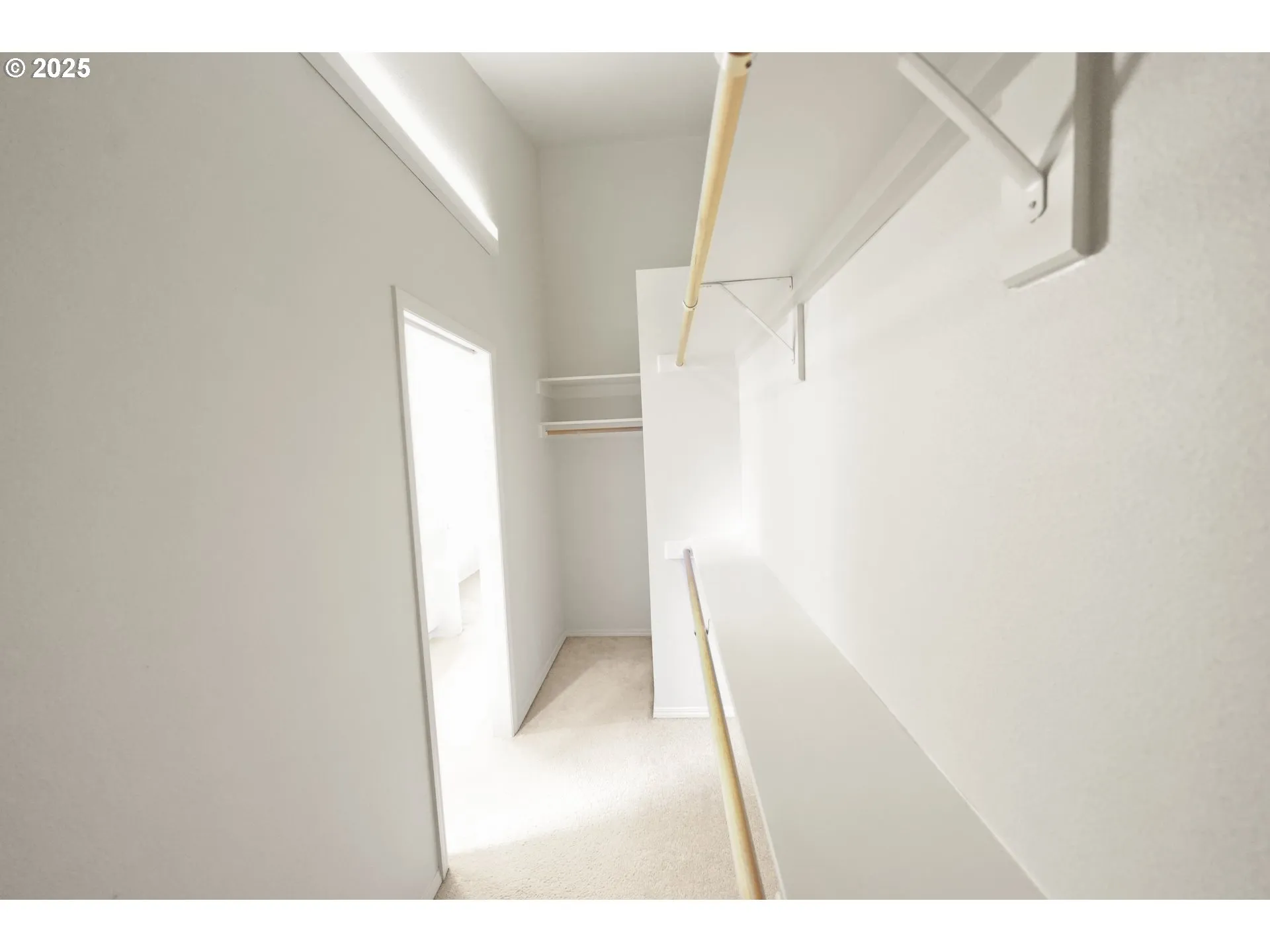 Bedroom, Owner's Suite-Walk-In Closet