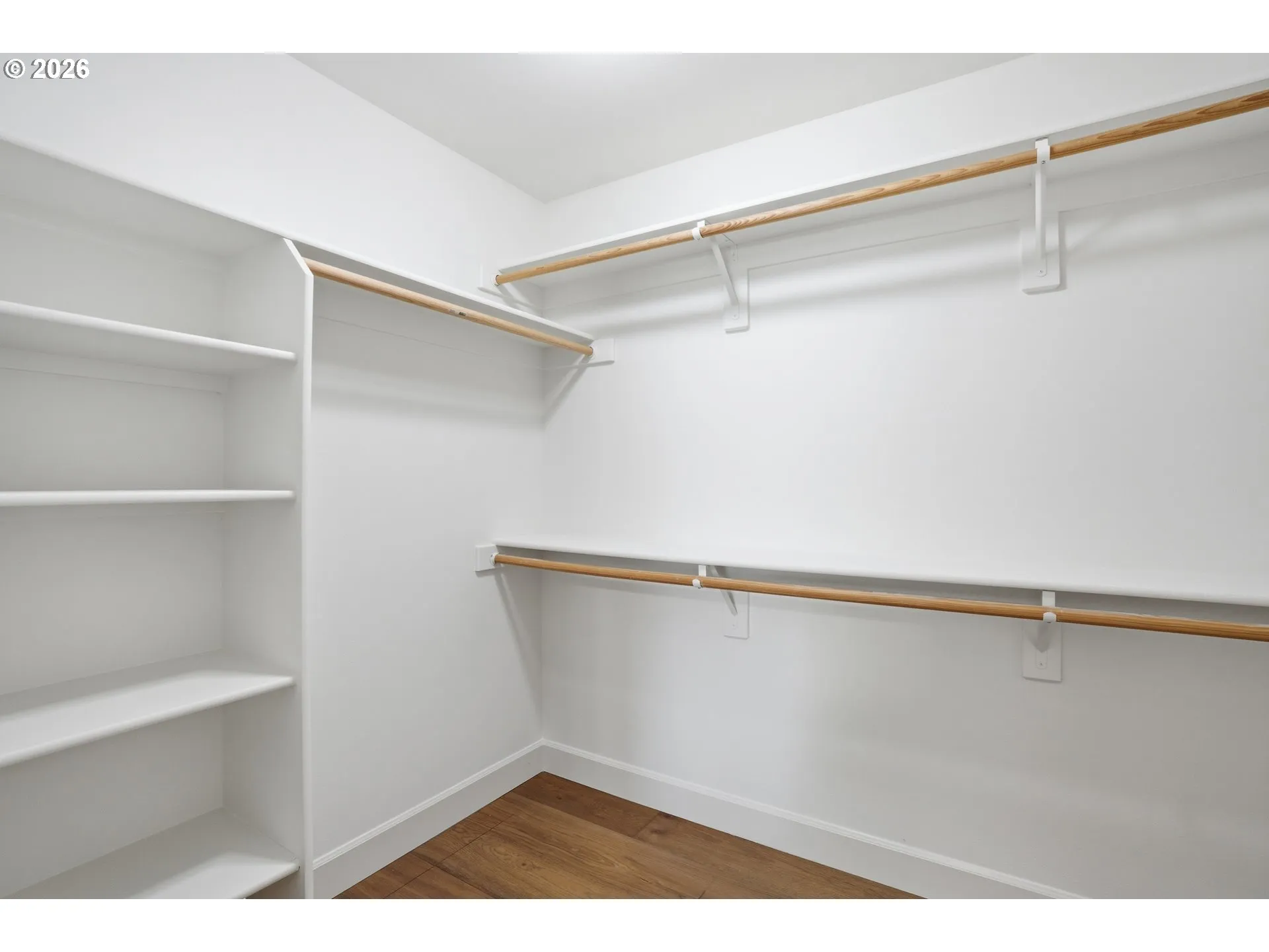 Bedroom, Owner's Suite-Walk-In Closet