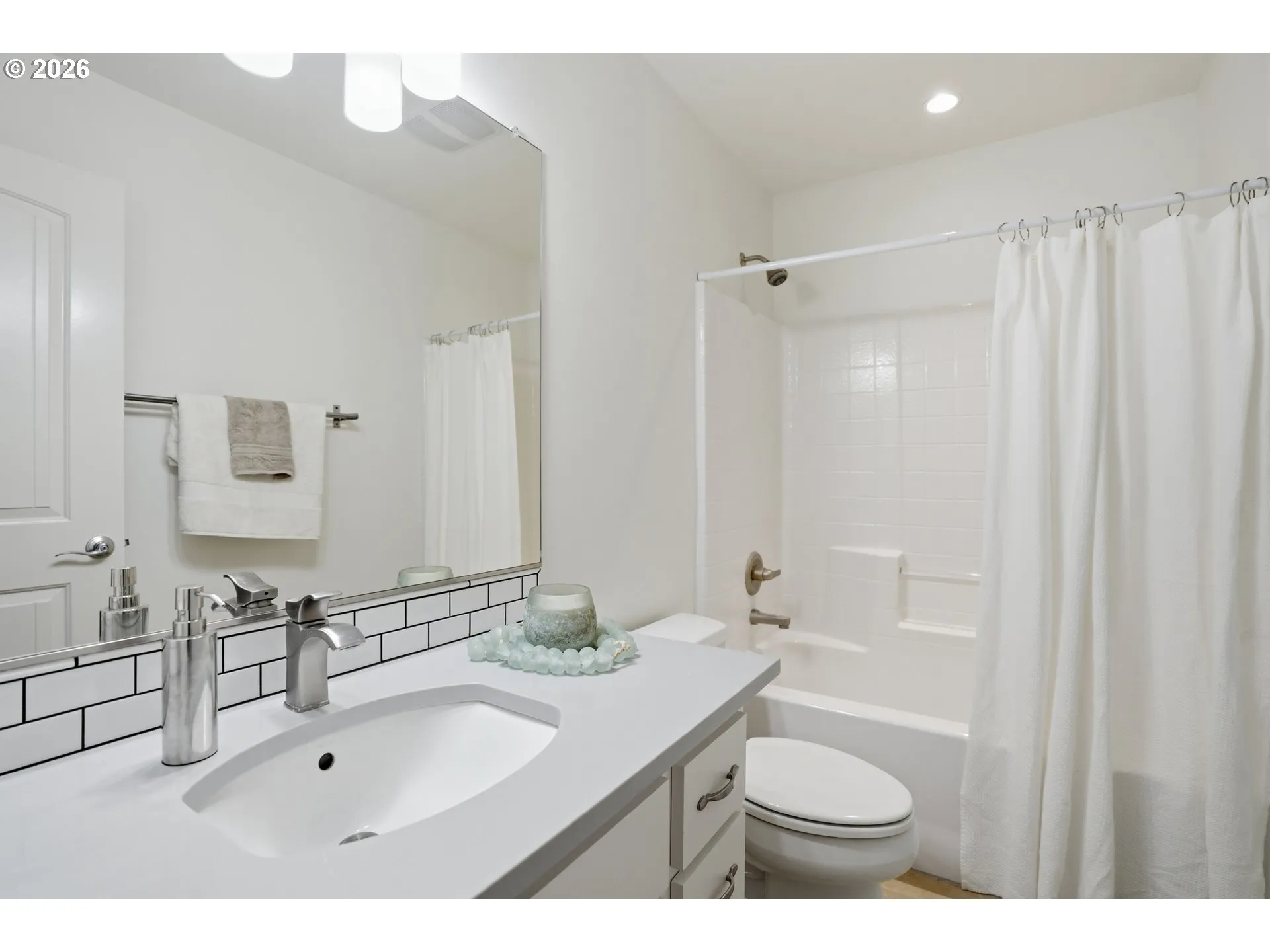 Bathroom-Hall
