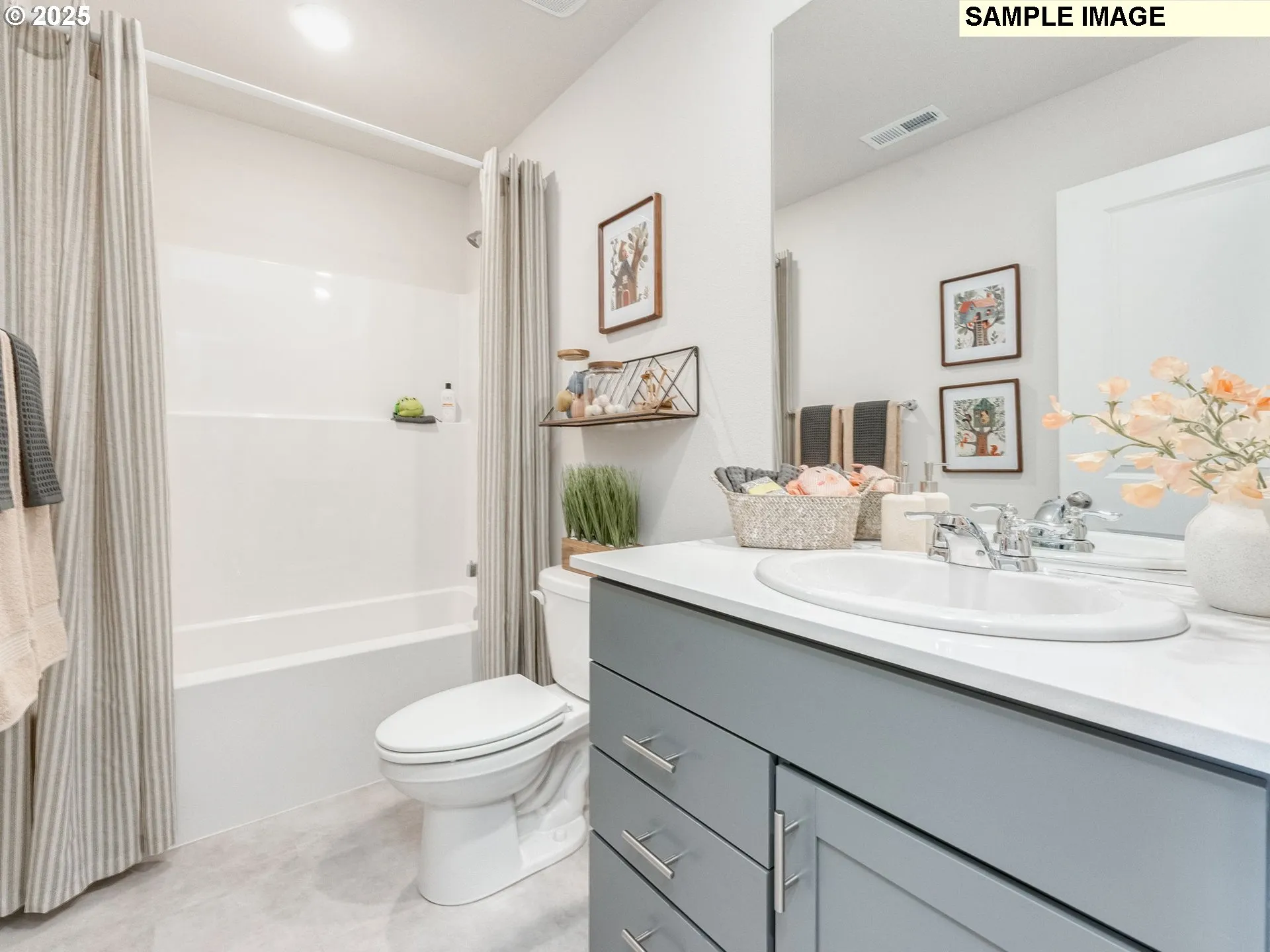 Bathroom-Upper