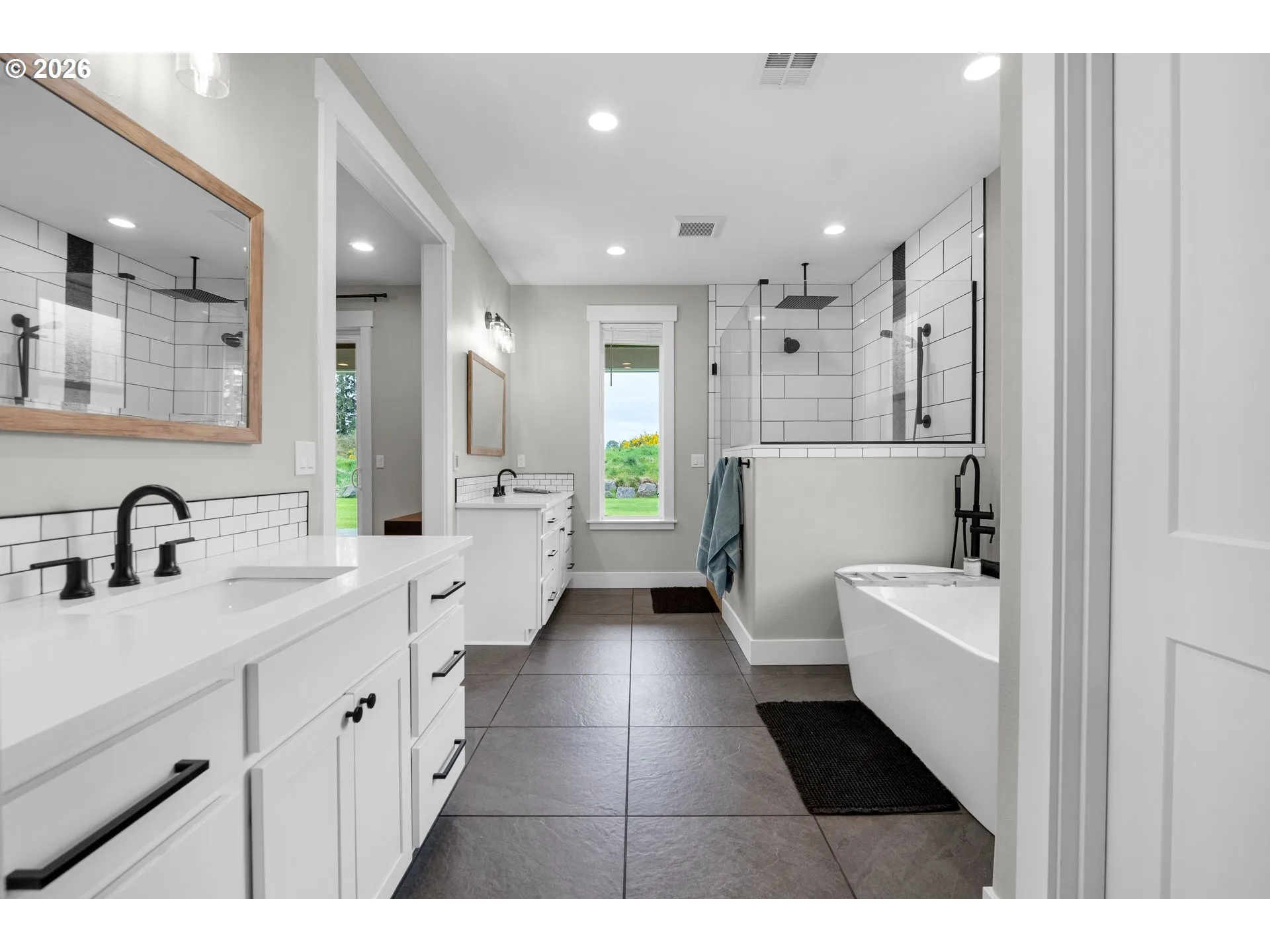 Bathroom, Attached