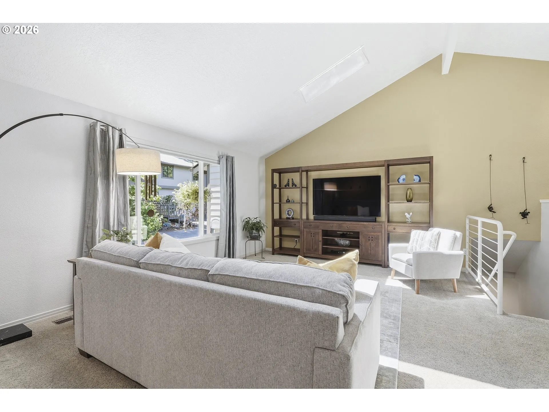Living Room-Vaulted Ceilings