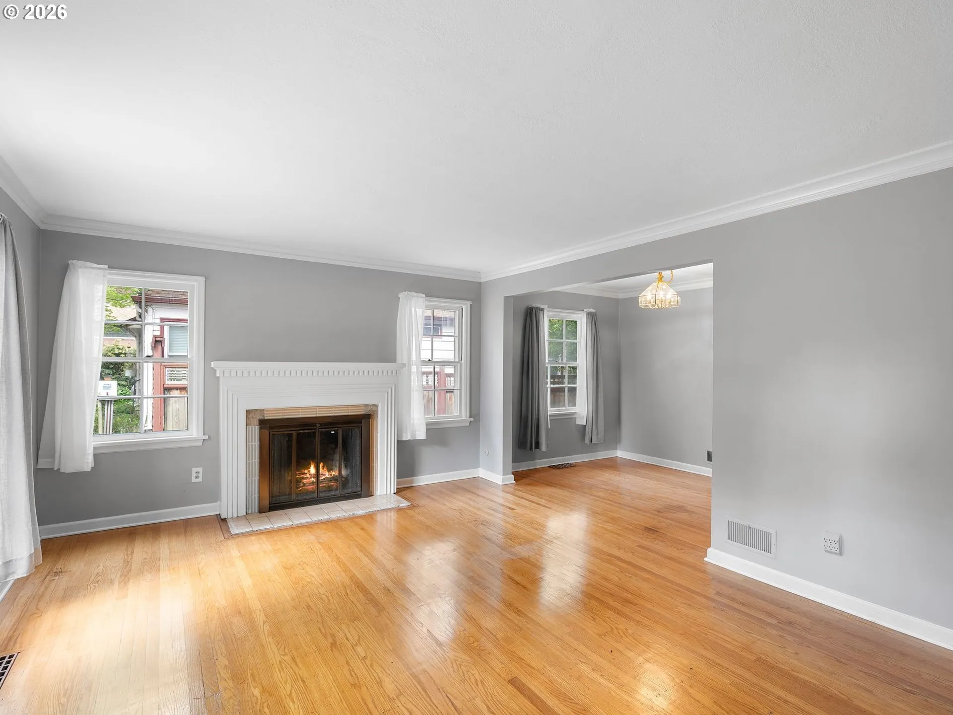 Living Room-Fireplace