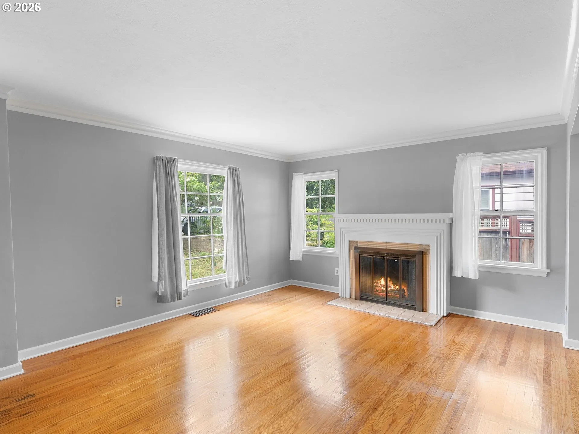 Living Room-Fireplace