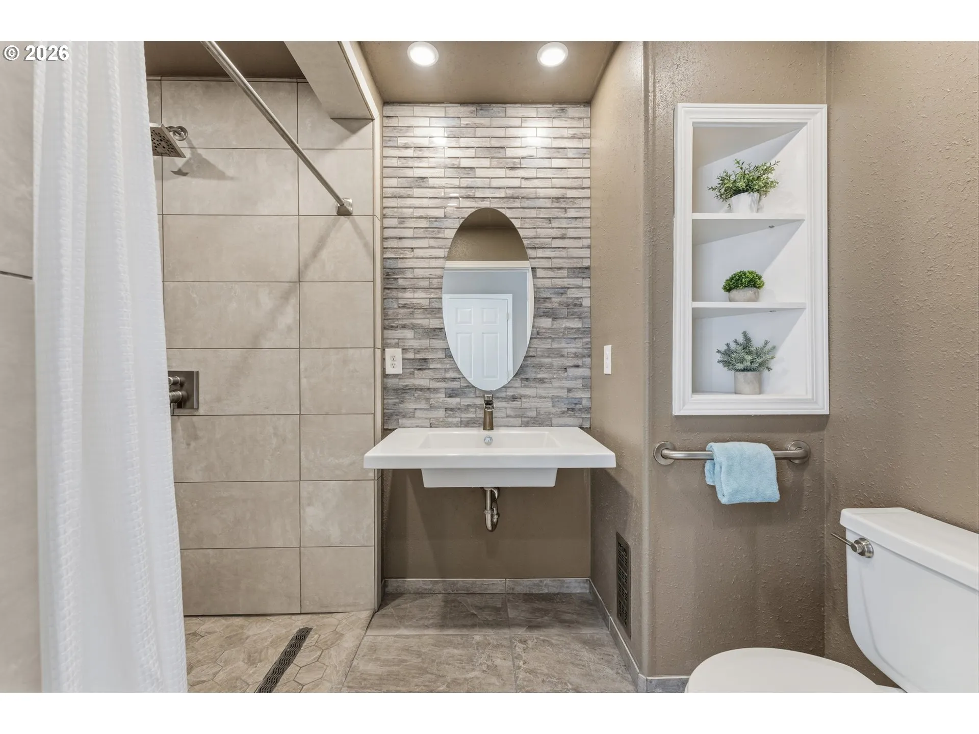 Bathroom-Main