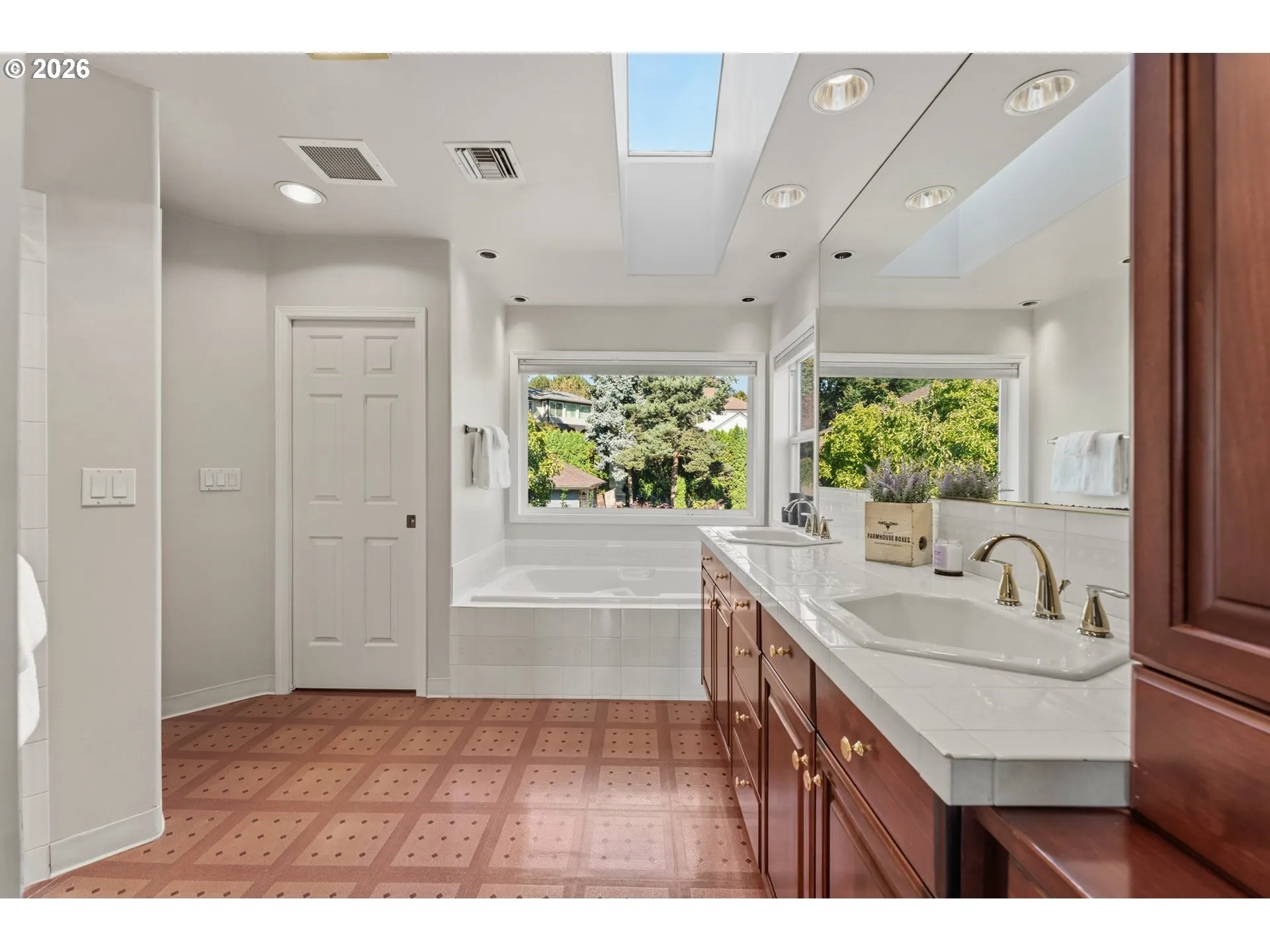 Attached Bathroom #1-Full Bathroom