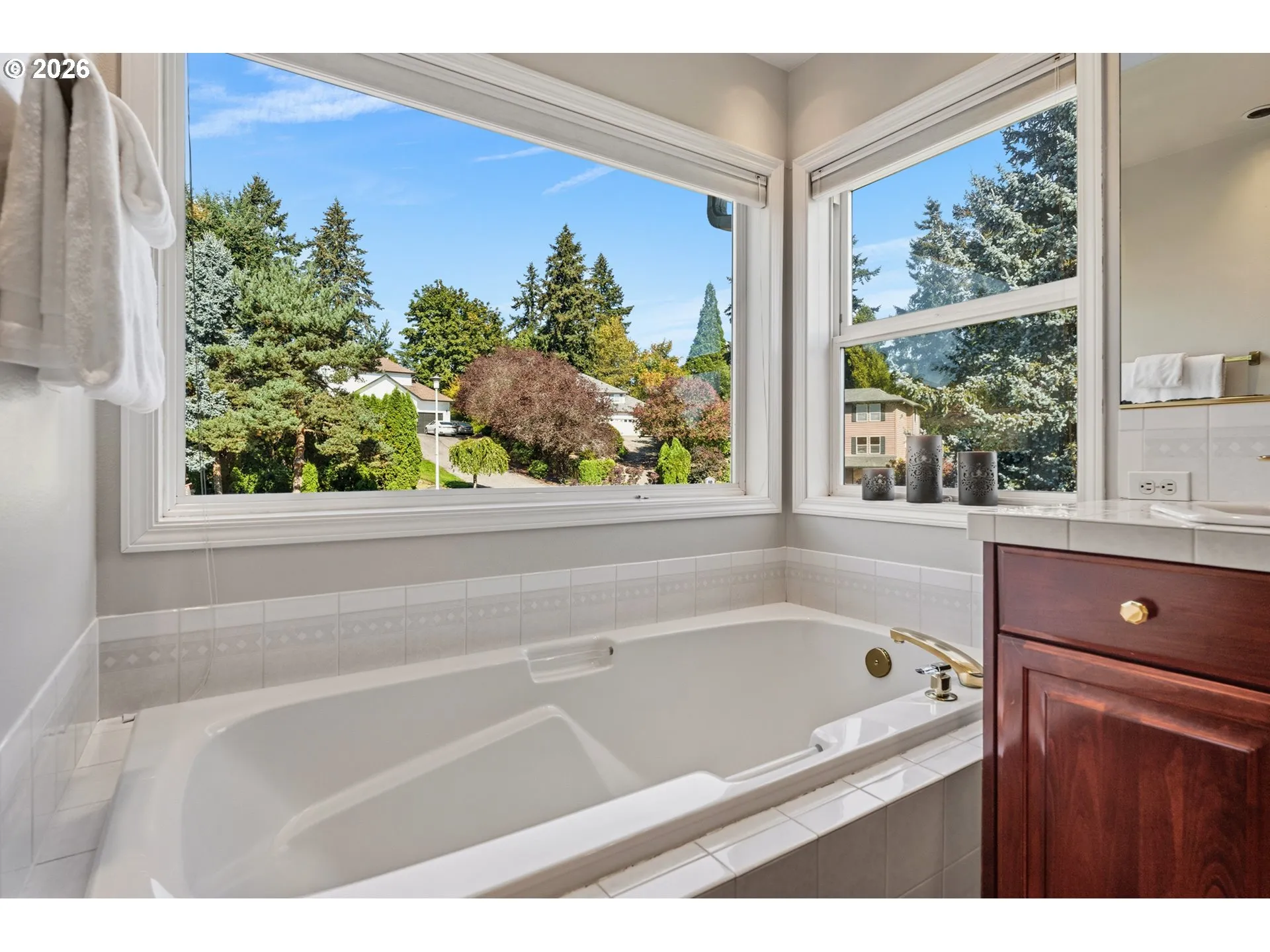 Attached Bathroom #2-Garden Tub