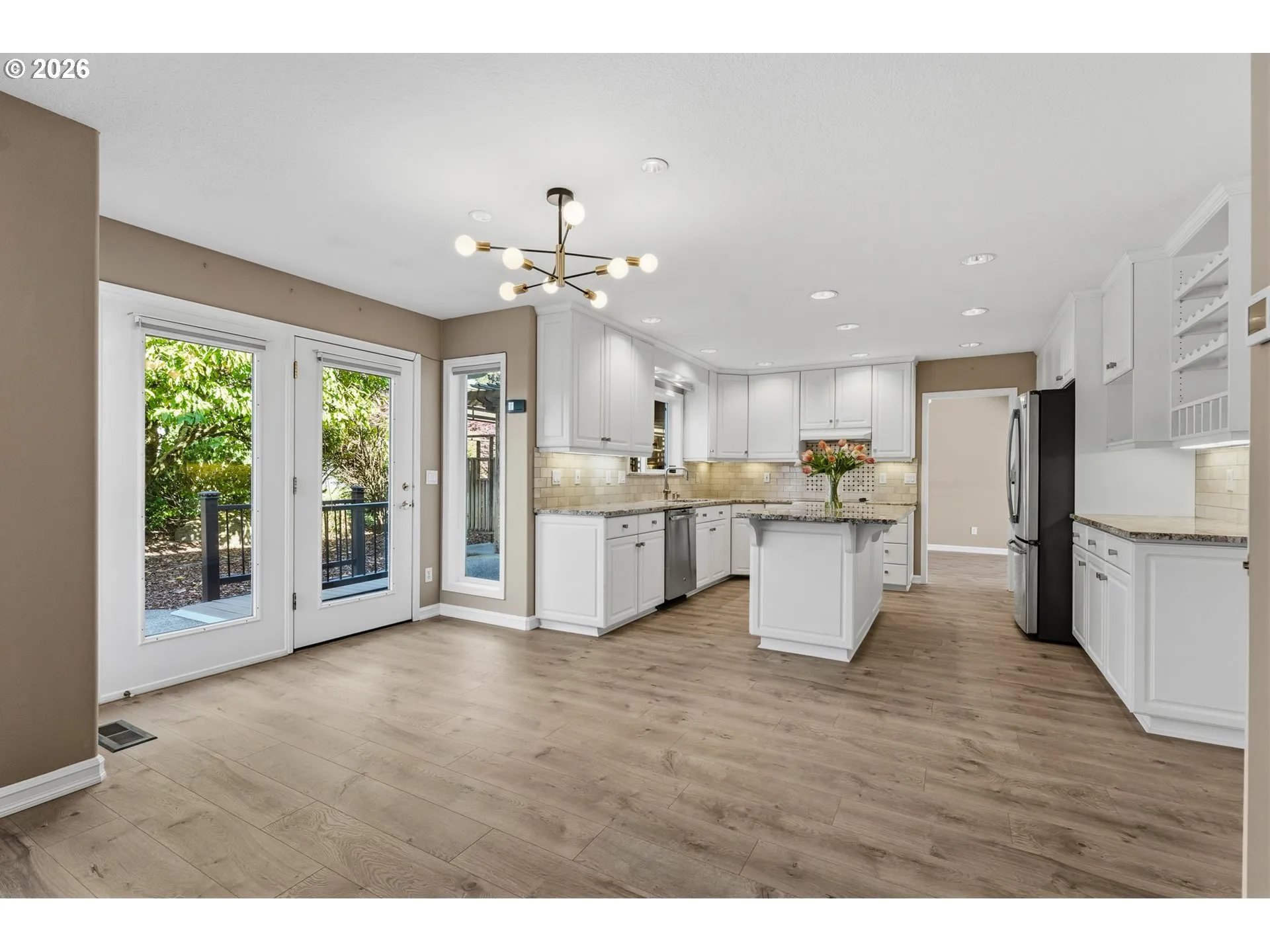 Kitchen/Nook-Eating Area