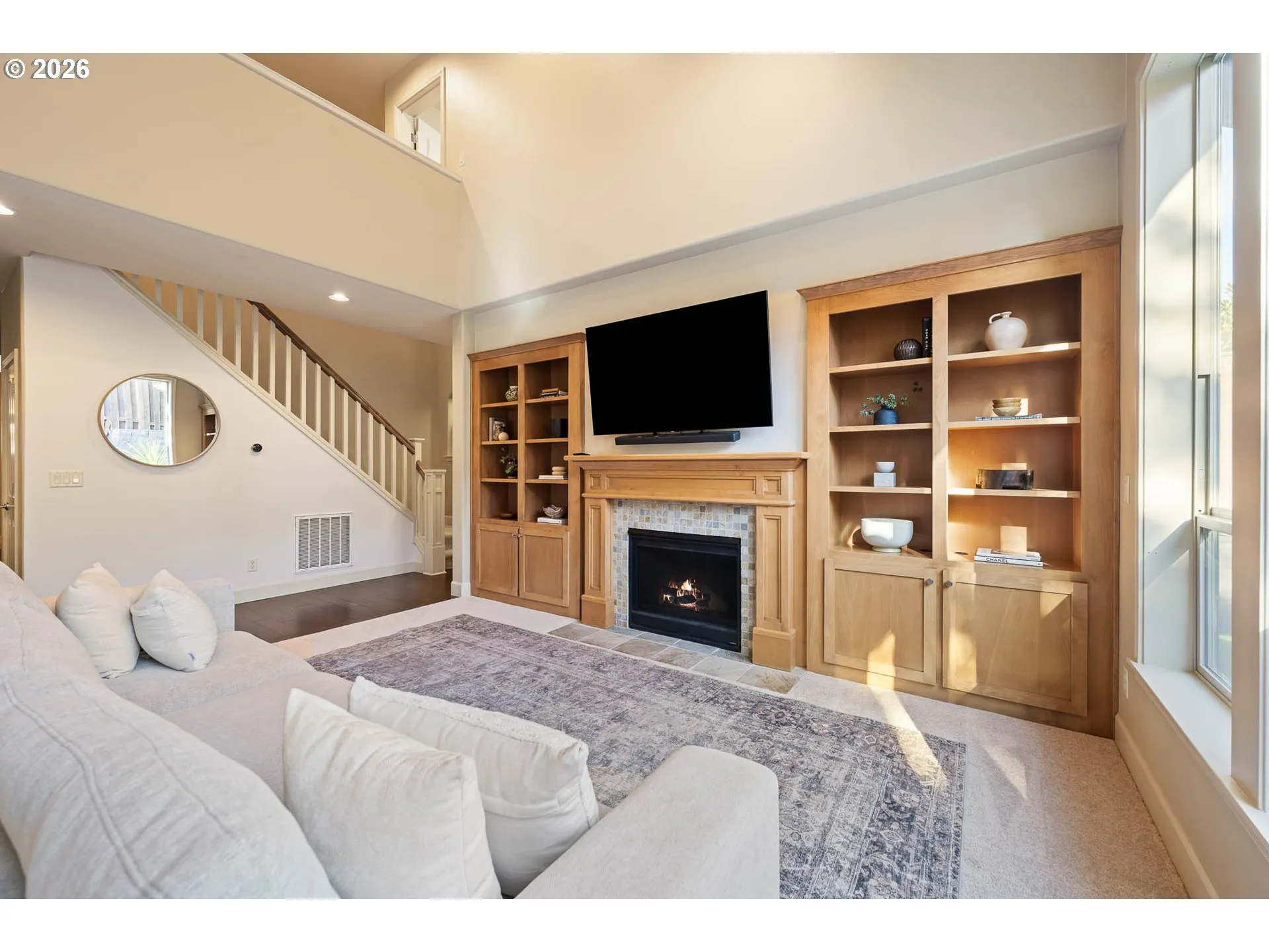 Living Room-Built-In Shelving