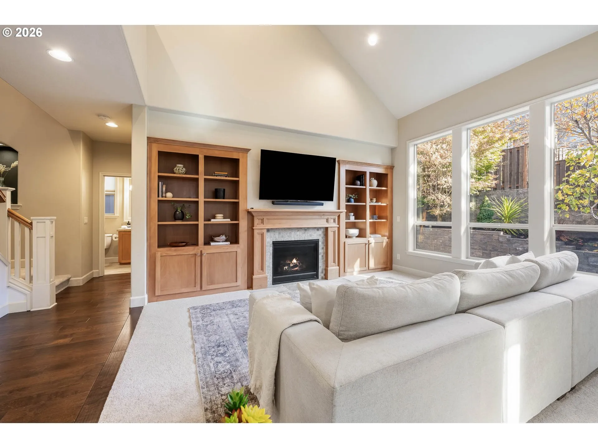 Living Room-Fireplace