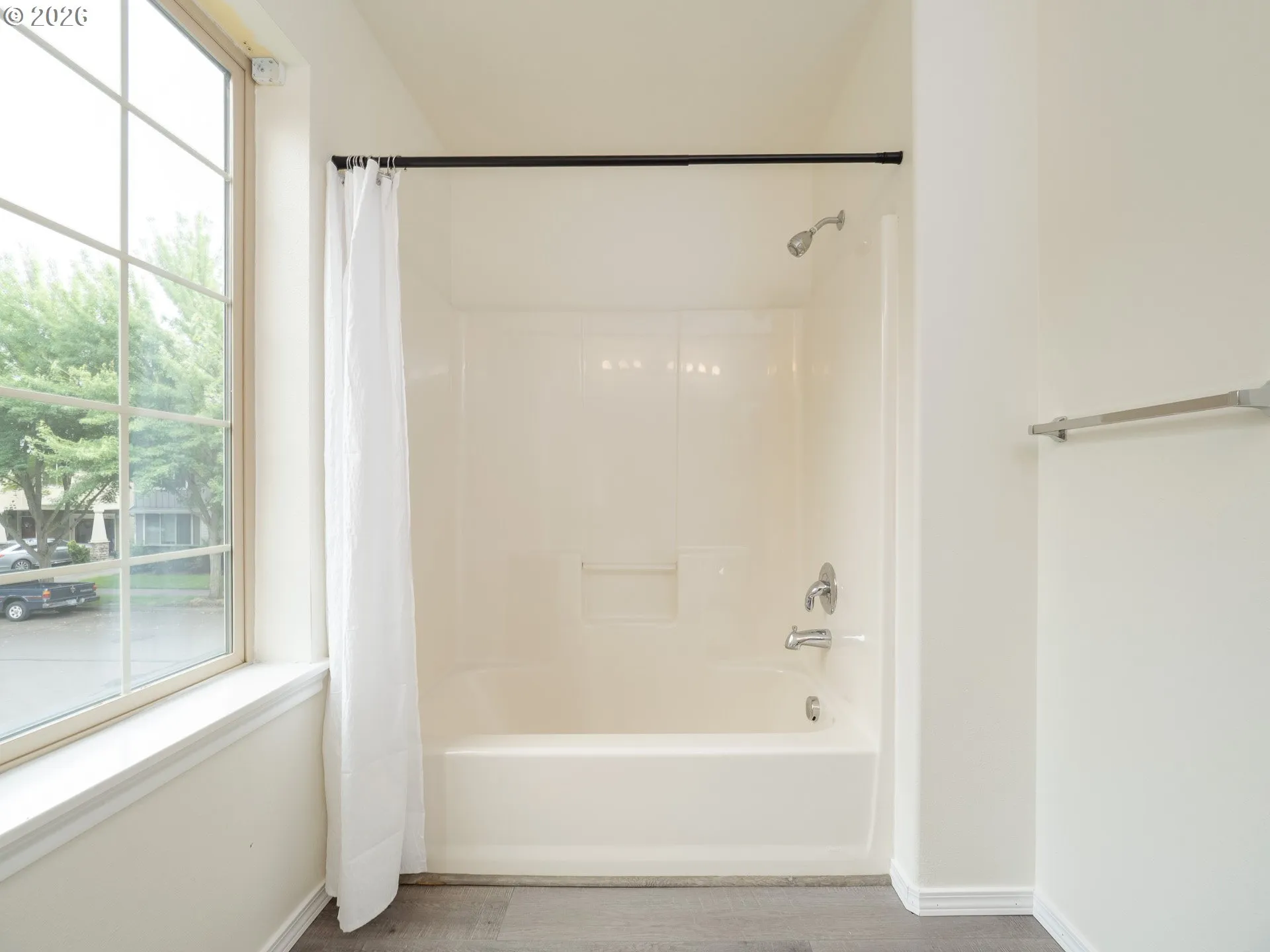 Bathroom-Hall