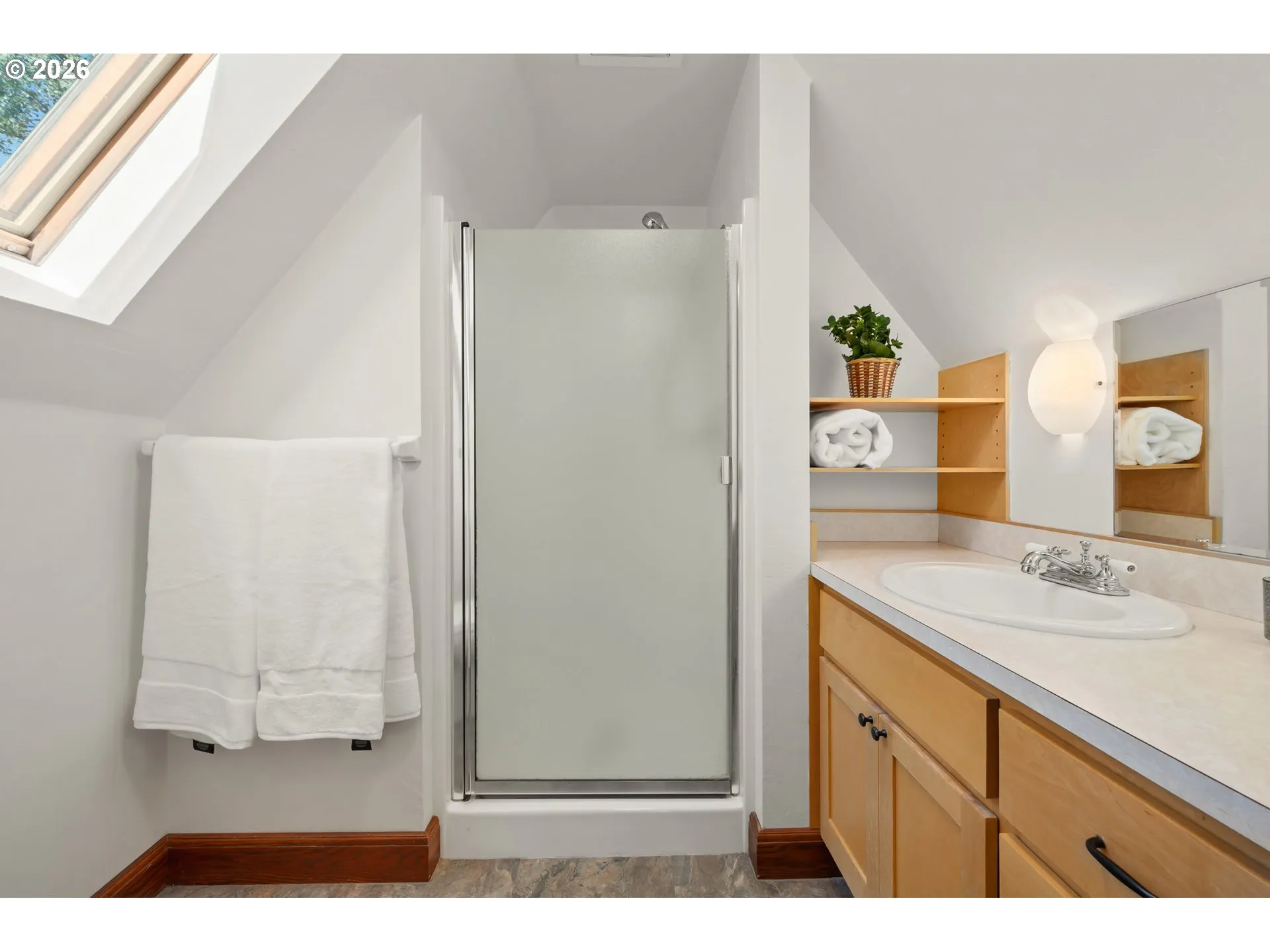 Bathroom-Upper