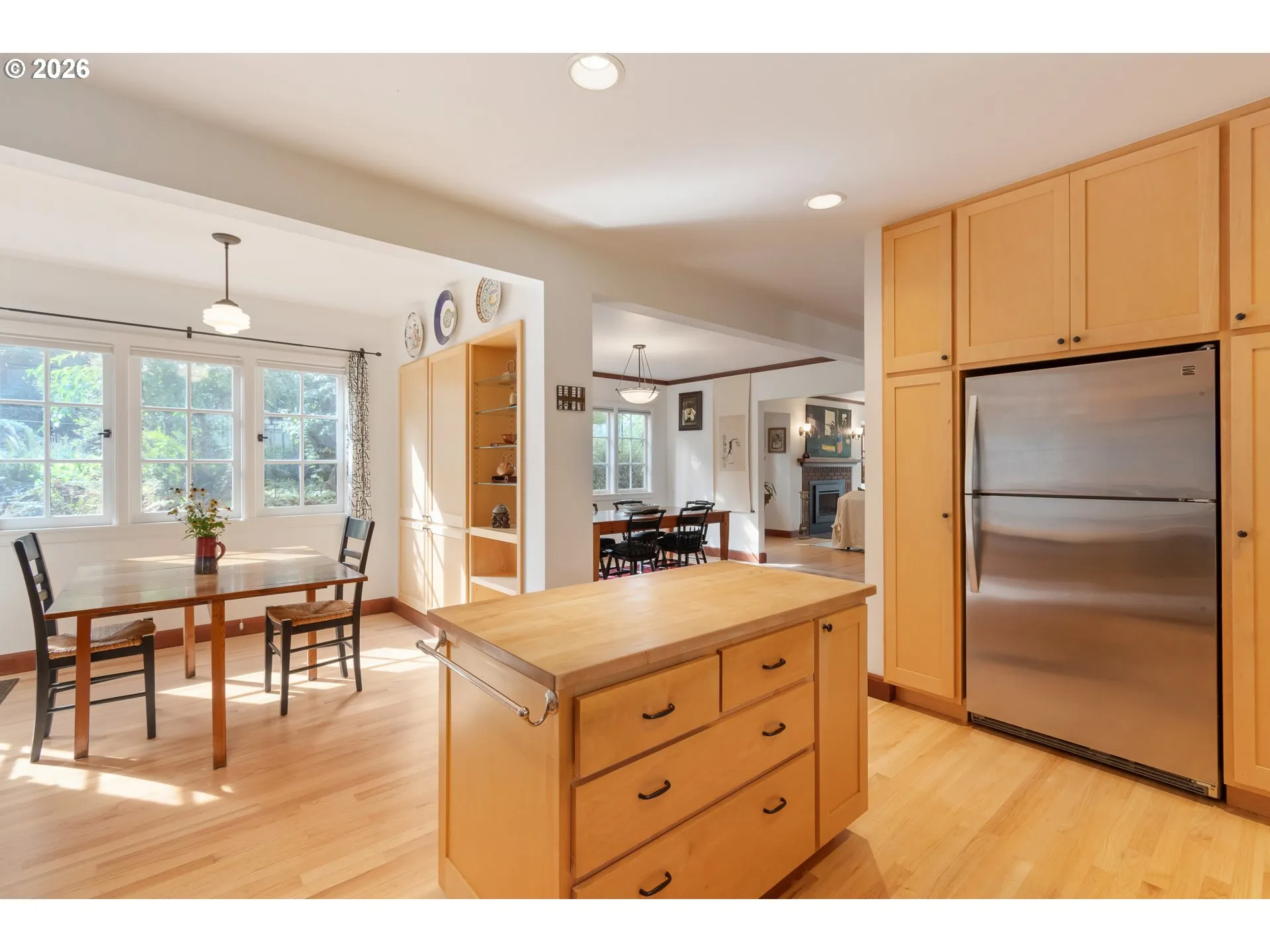 Kitchen-Eating Area