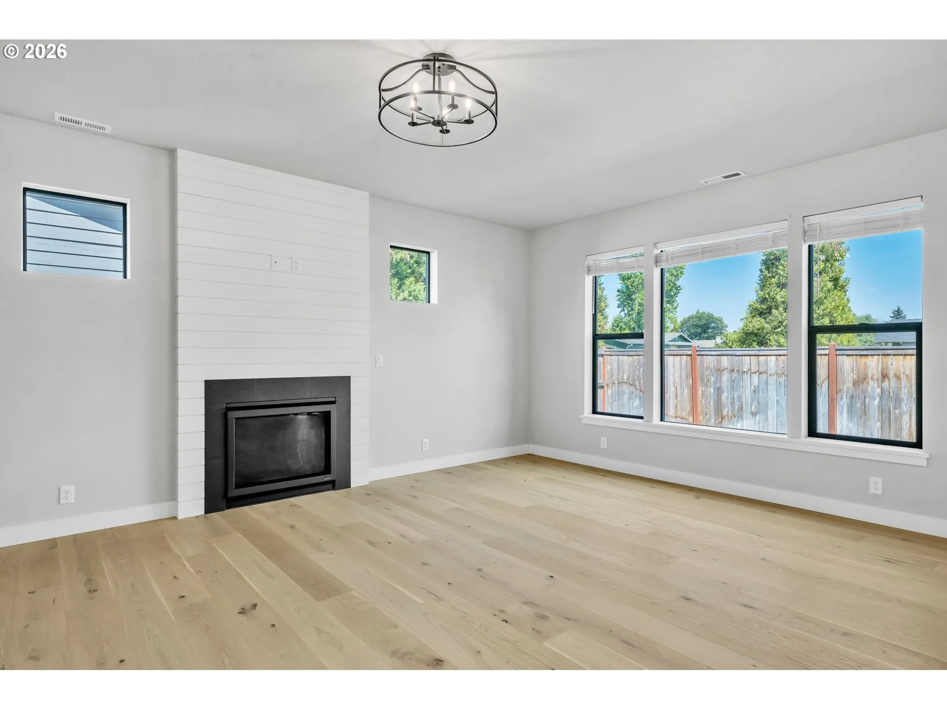 Living Room-Fireplace