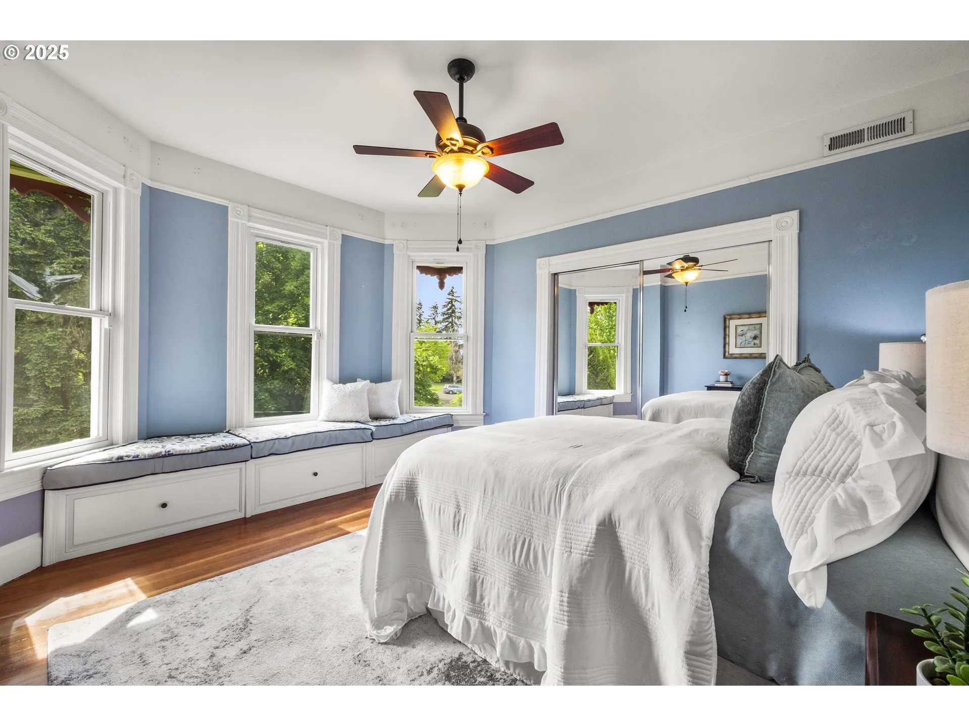 Bedroom, Primary-Ceiling Fan