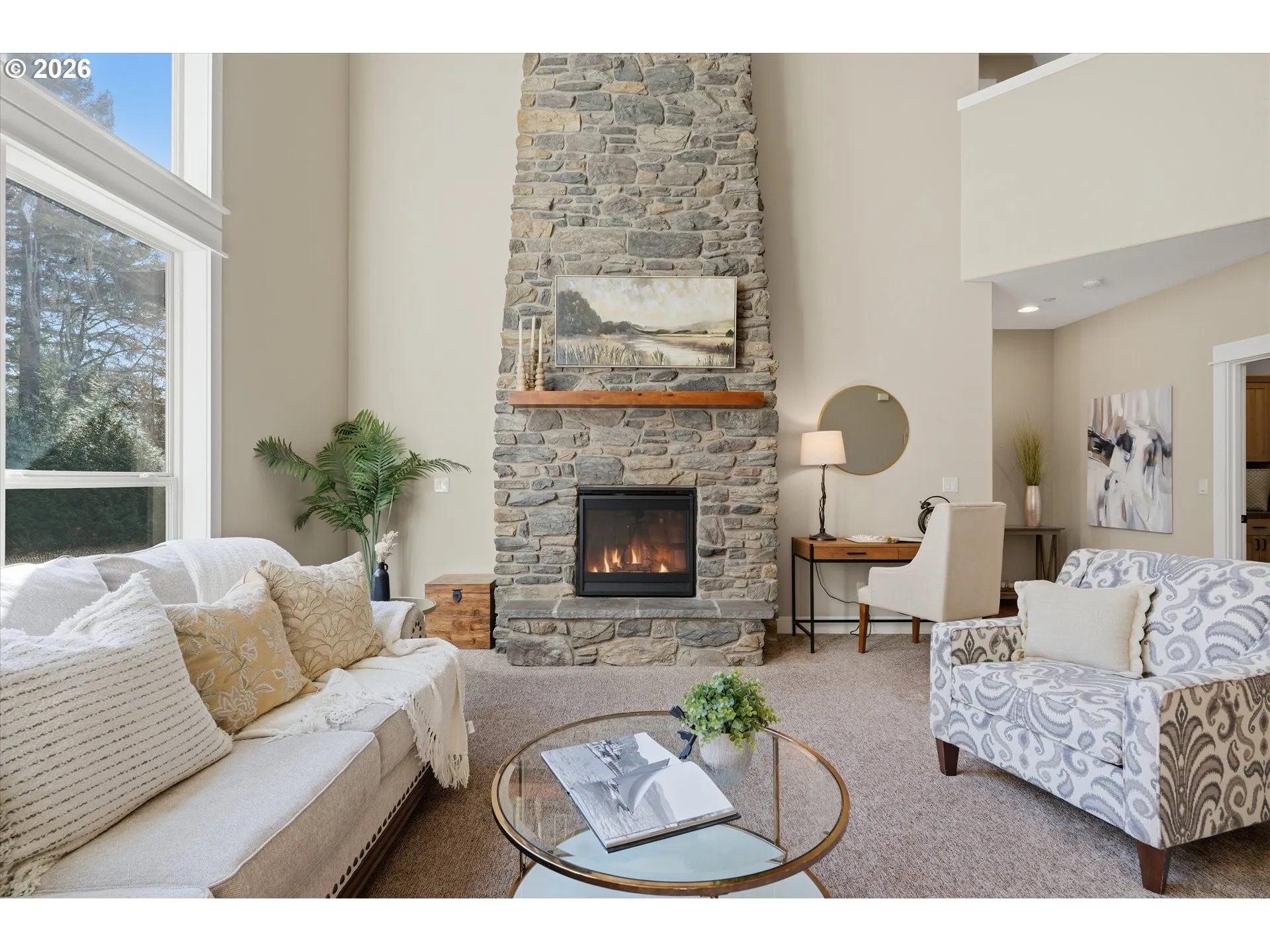 Living Room-Fireplace