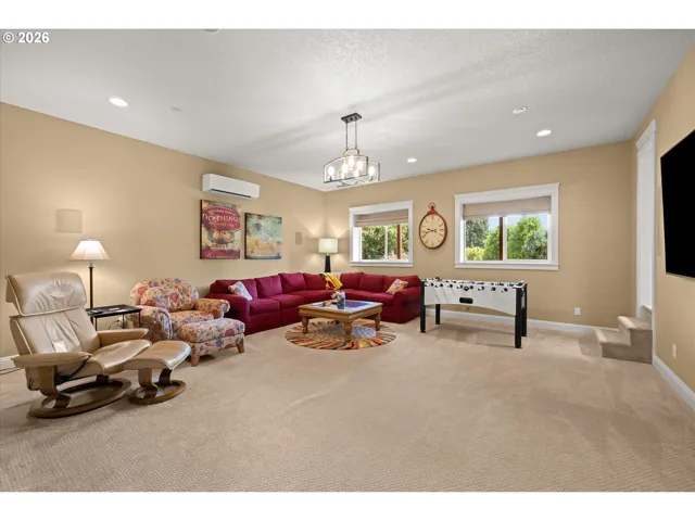 Family Room-Lower