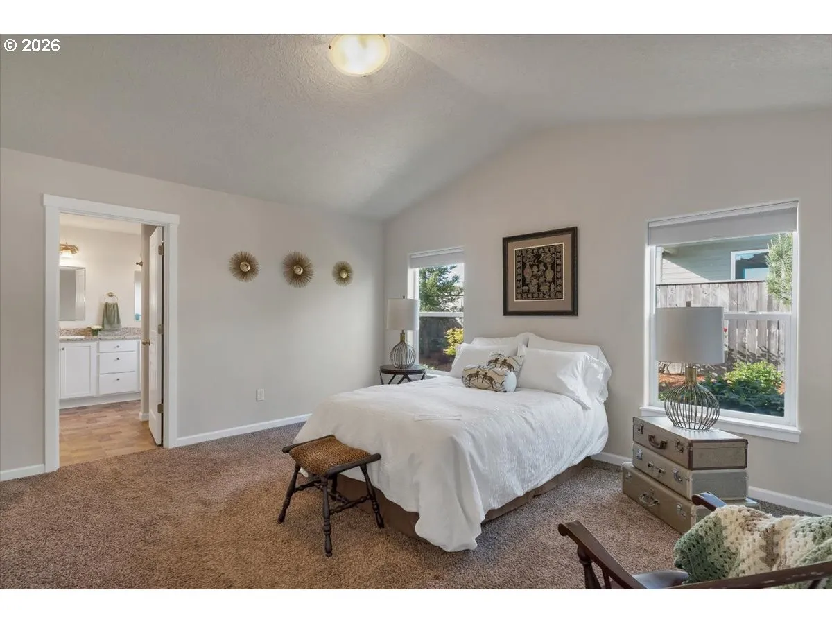 Bedroom, Primary-Vaulted Ceilings