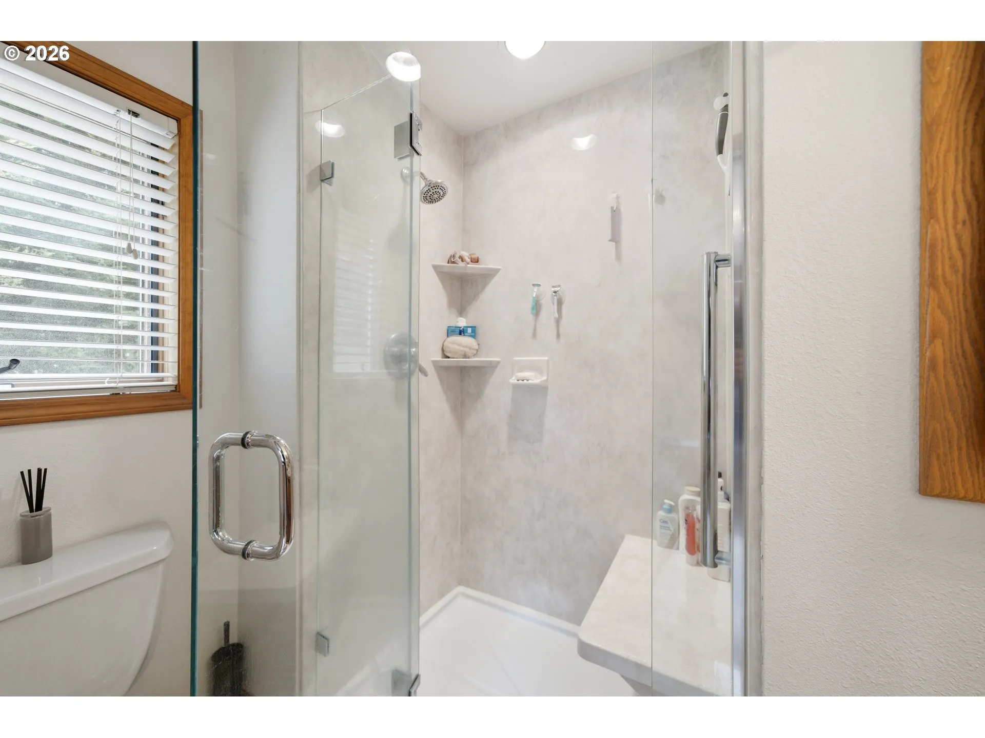 Bathroom-Walk in Shower