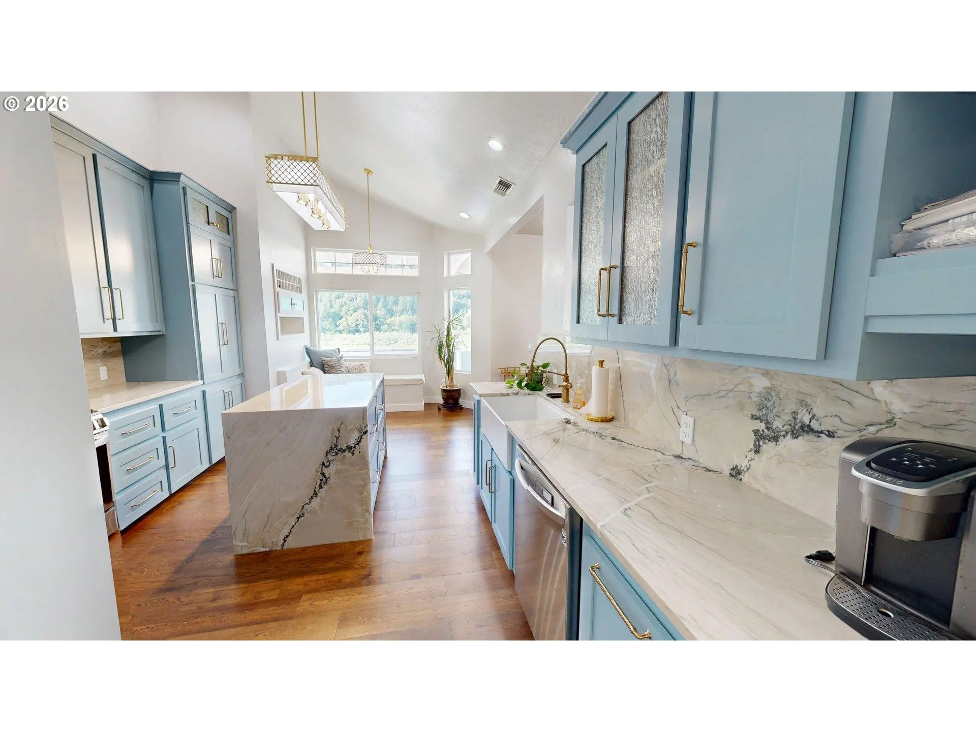 Kitchen-Island
