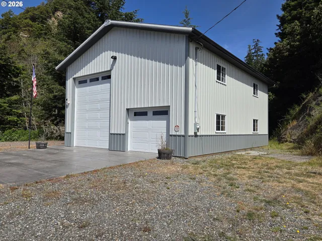 RV Garage